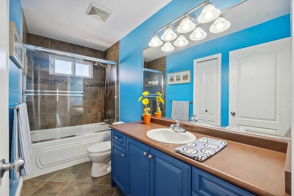 19785 72A Avenue, Langley, BC