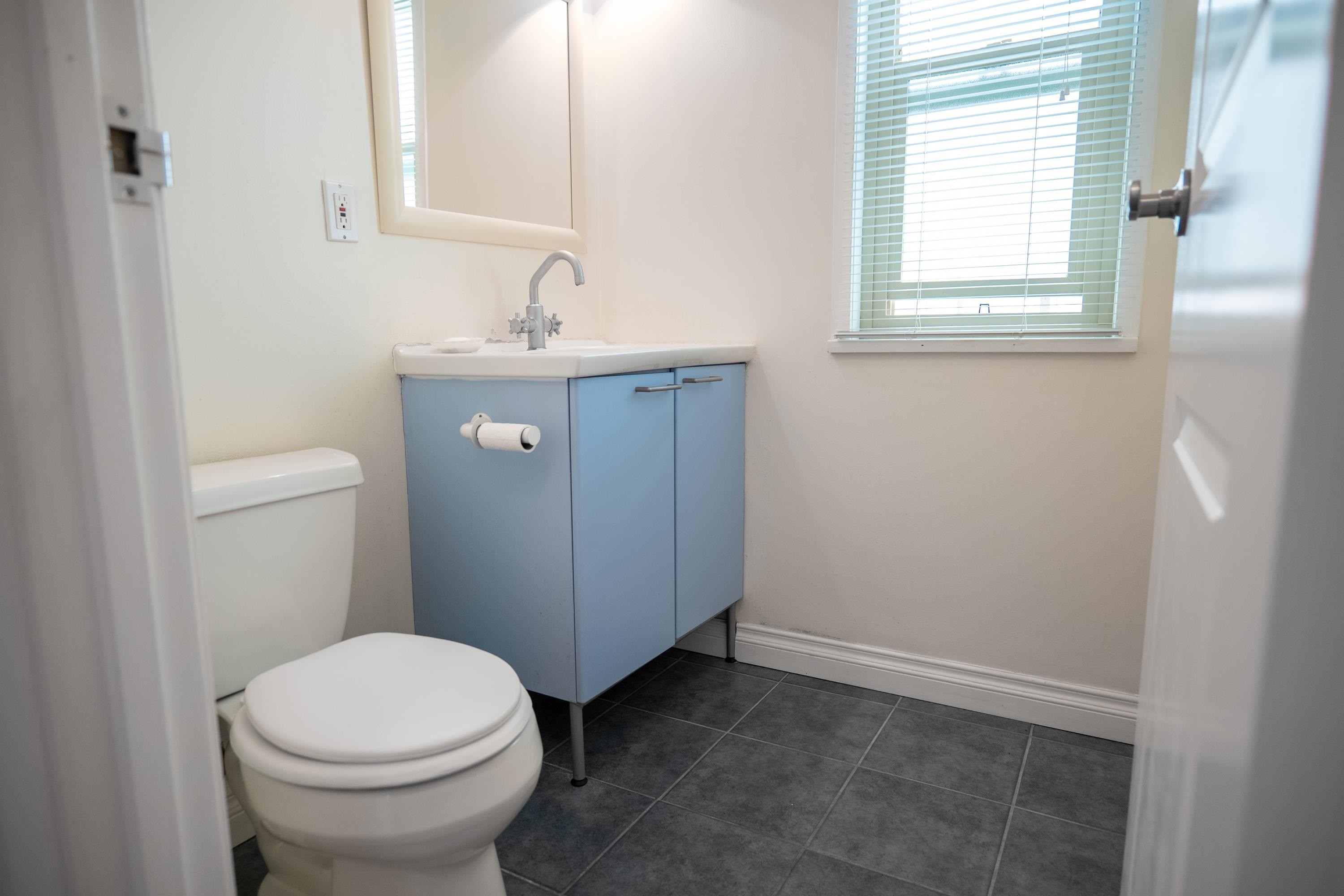 1469 Merklin Street, White Rock, BC