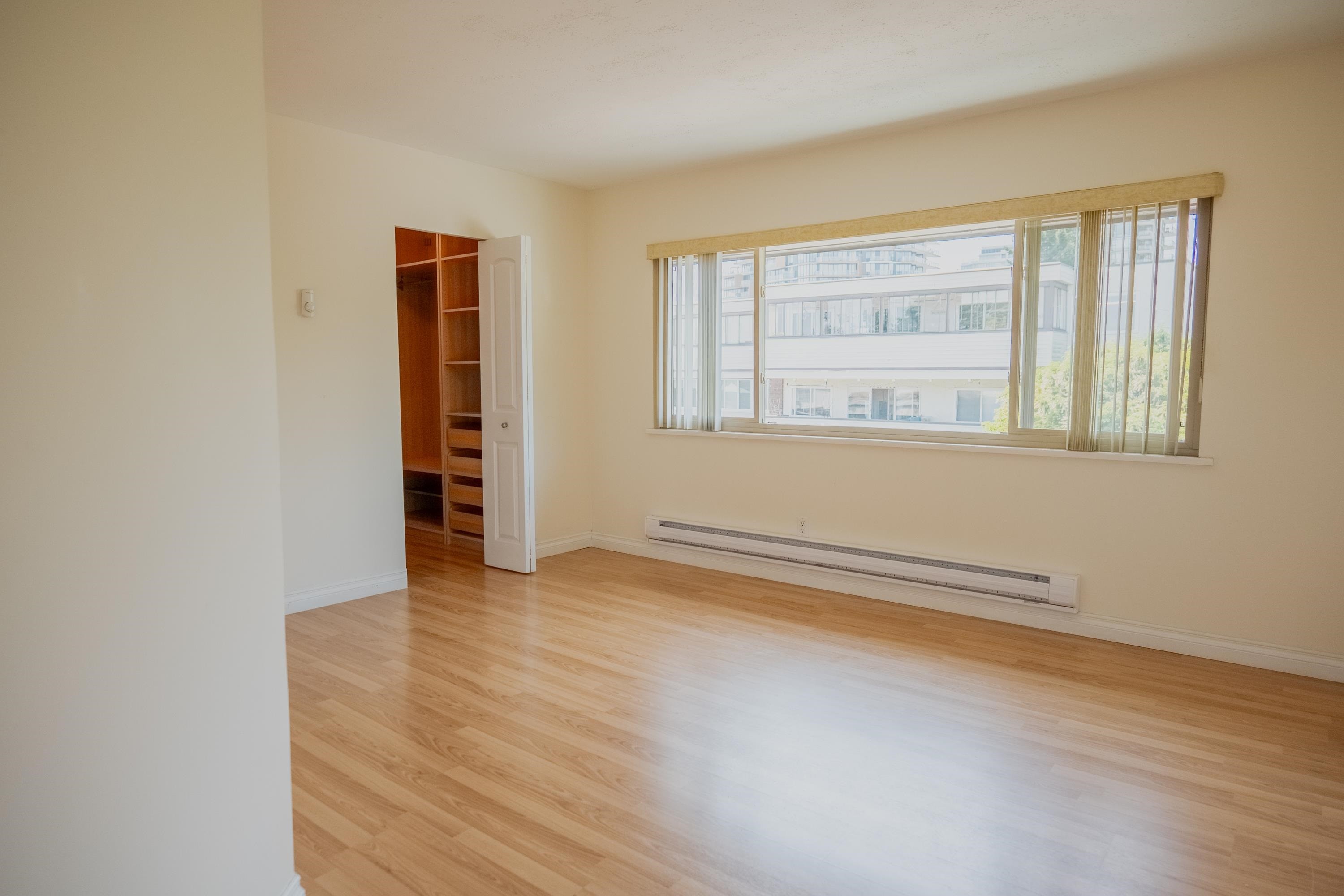 1469 Merklin Street, White Rock, BC