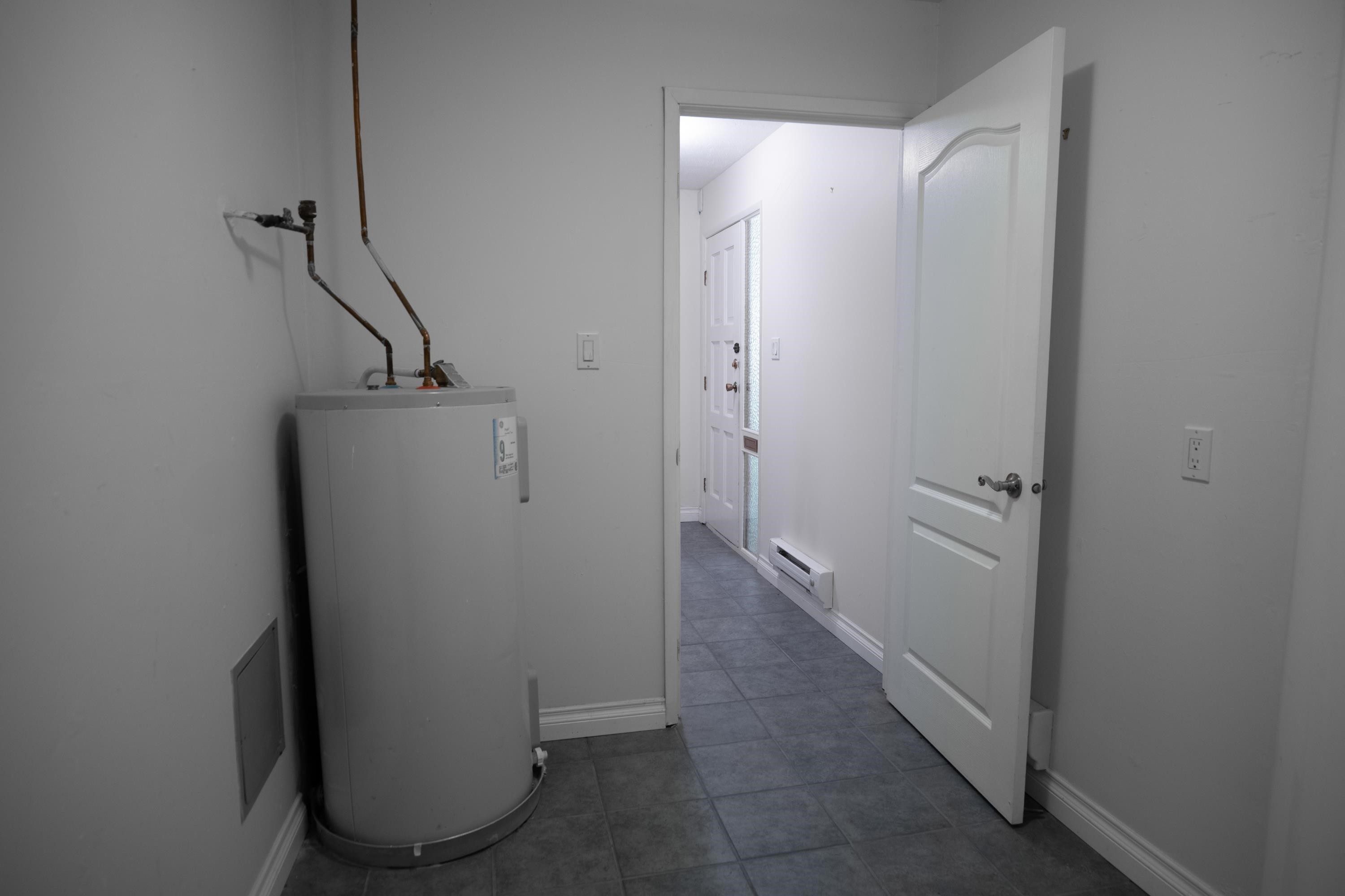 1469 Merklin Street, White Rock, BC