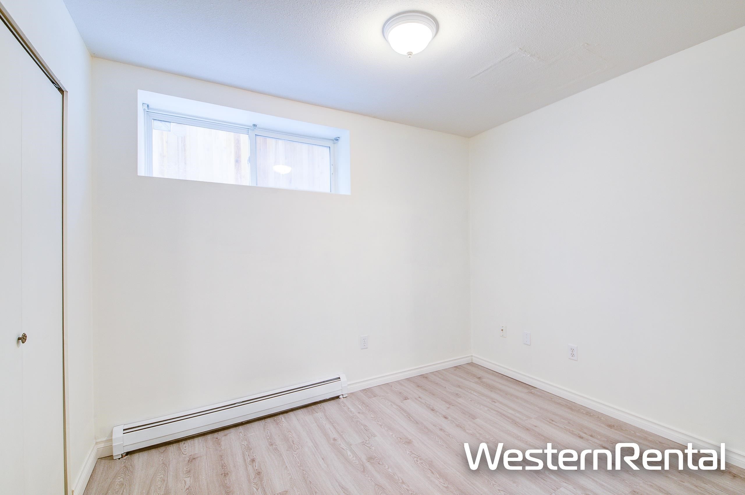 Bsmt-11028 162A Street, Surrey, BC