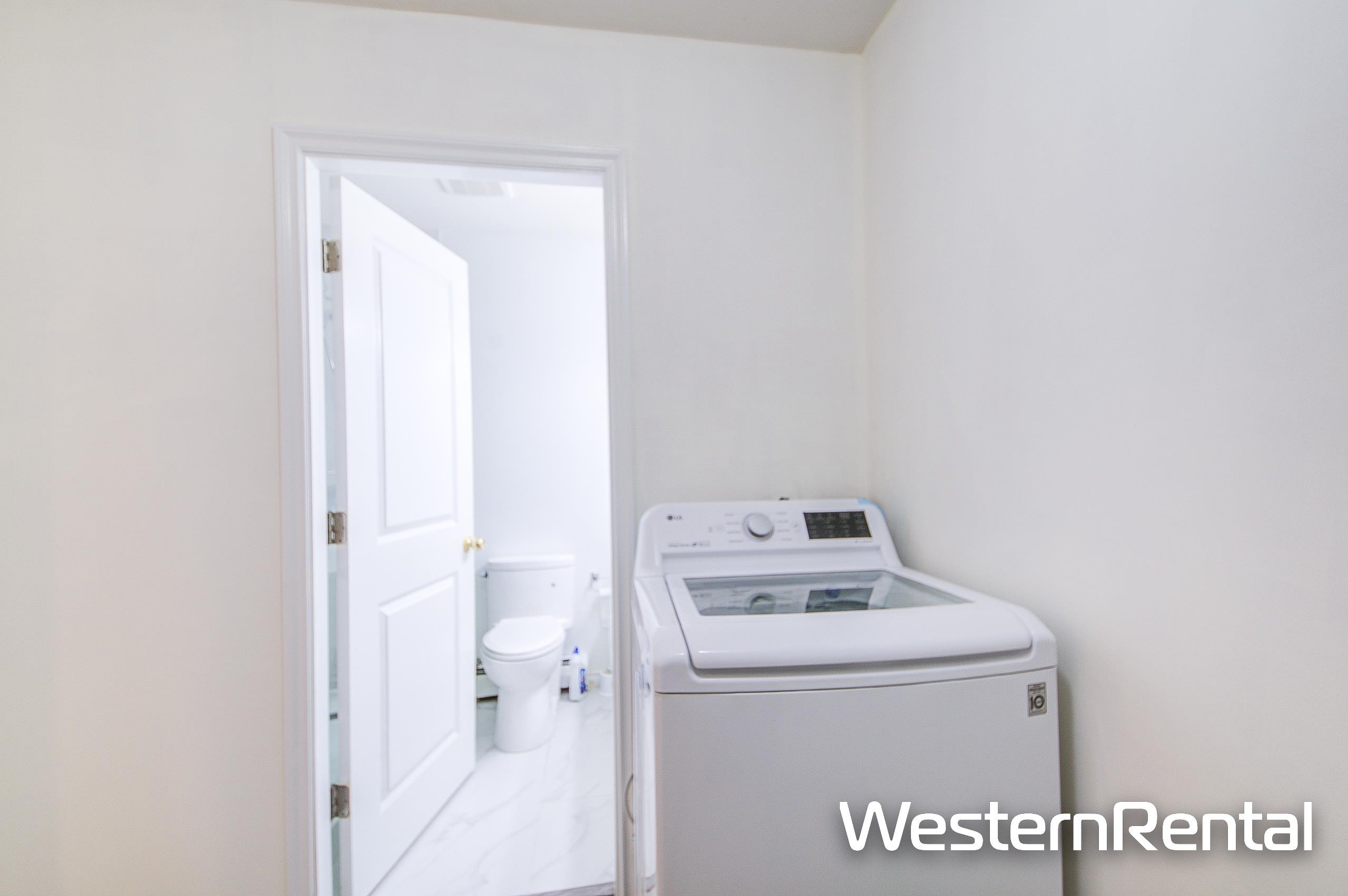 Bsmt-11028 162A Street, Surrey, BC