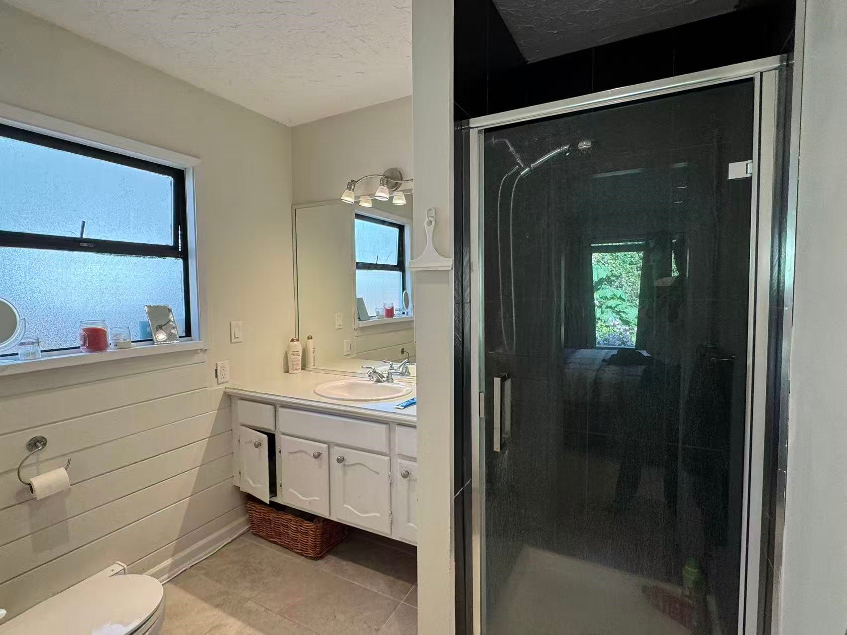 14181 Malabar Avenue, White Rock, BC