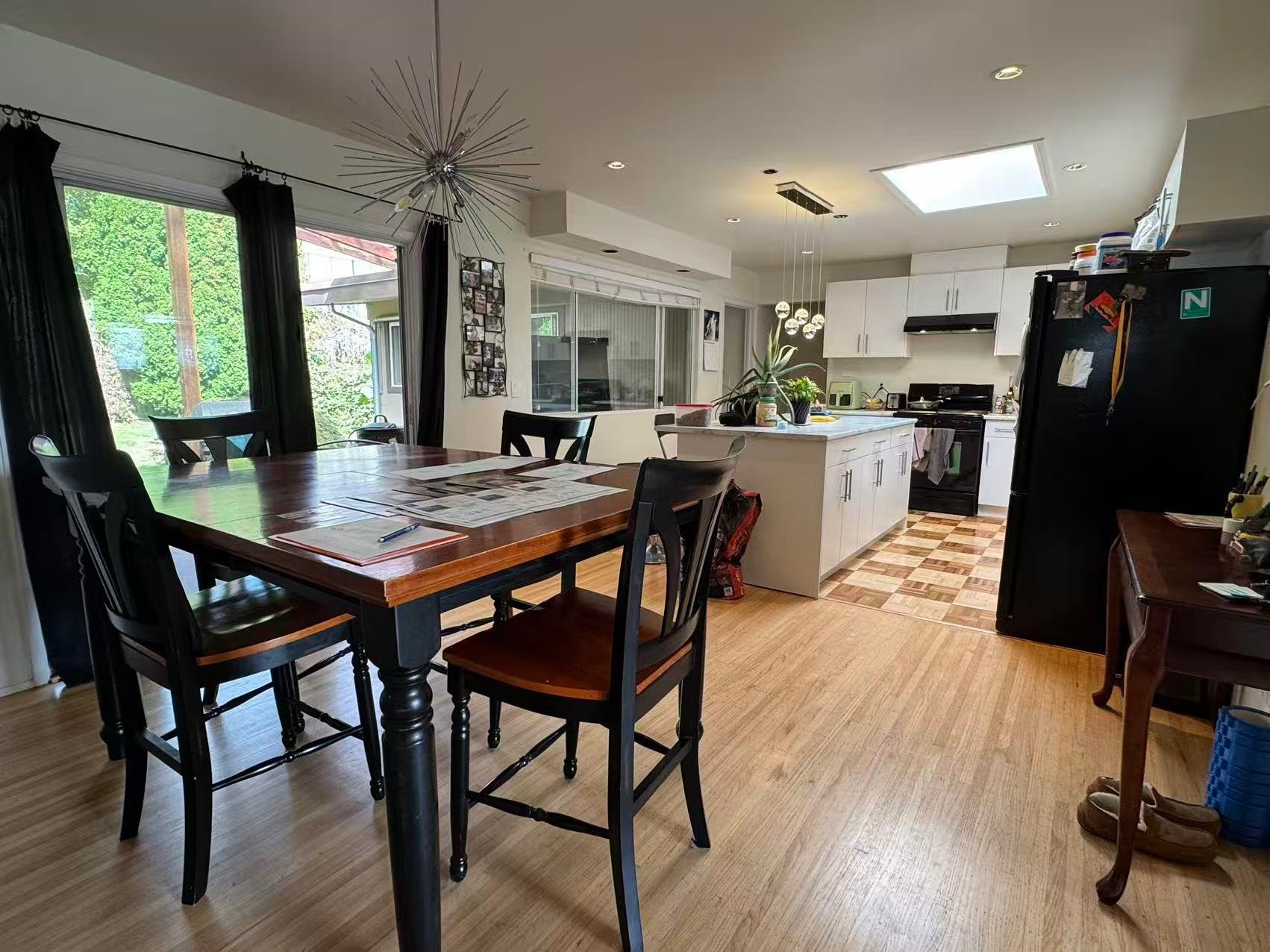 14181 Malabar Avenue, White Rock, BC