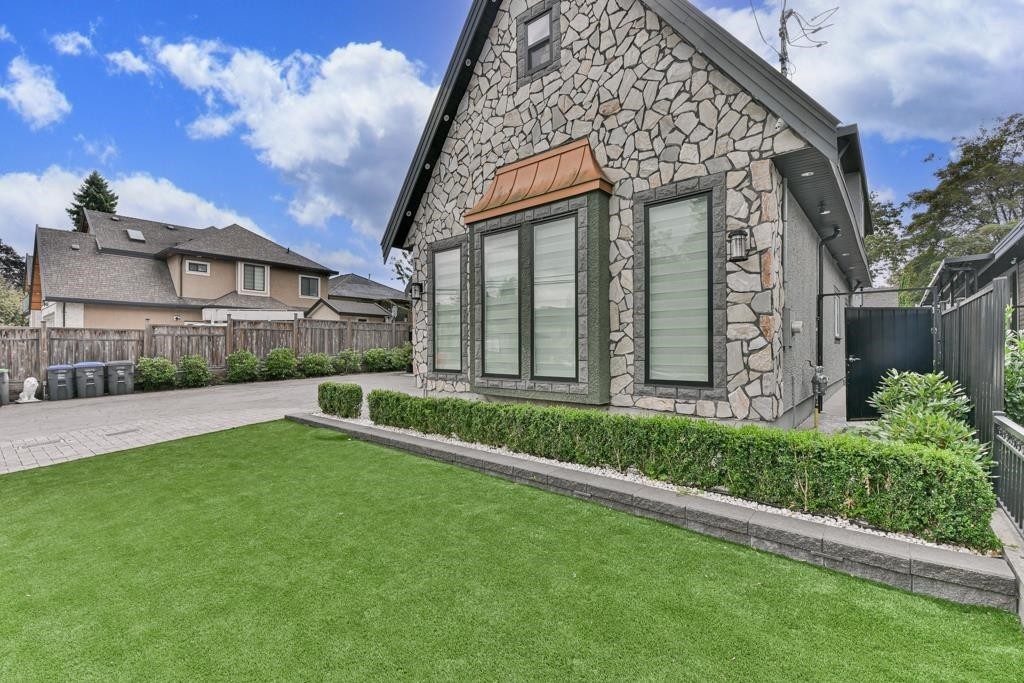 12768 97A Avenue, Surrey, BC