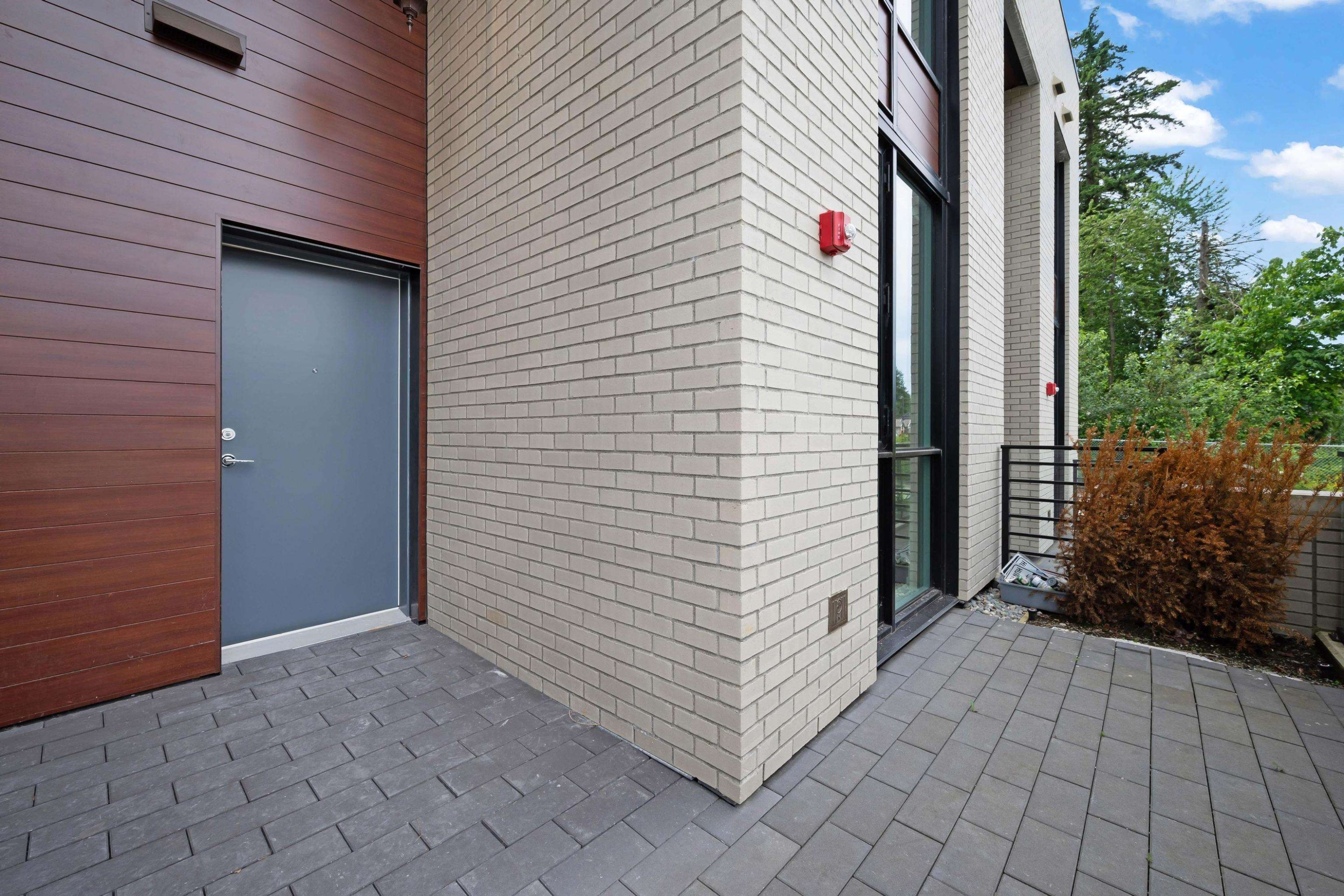 104-10333 133 Street, Surrey, BC