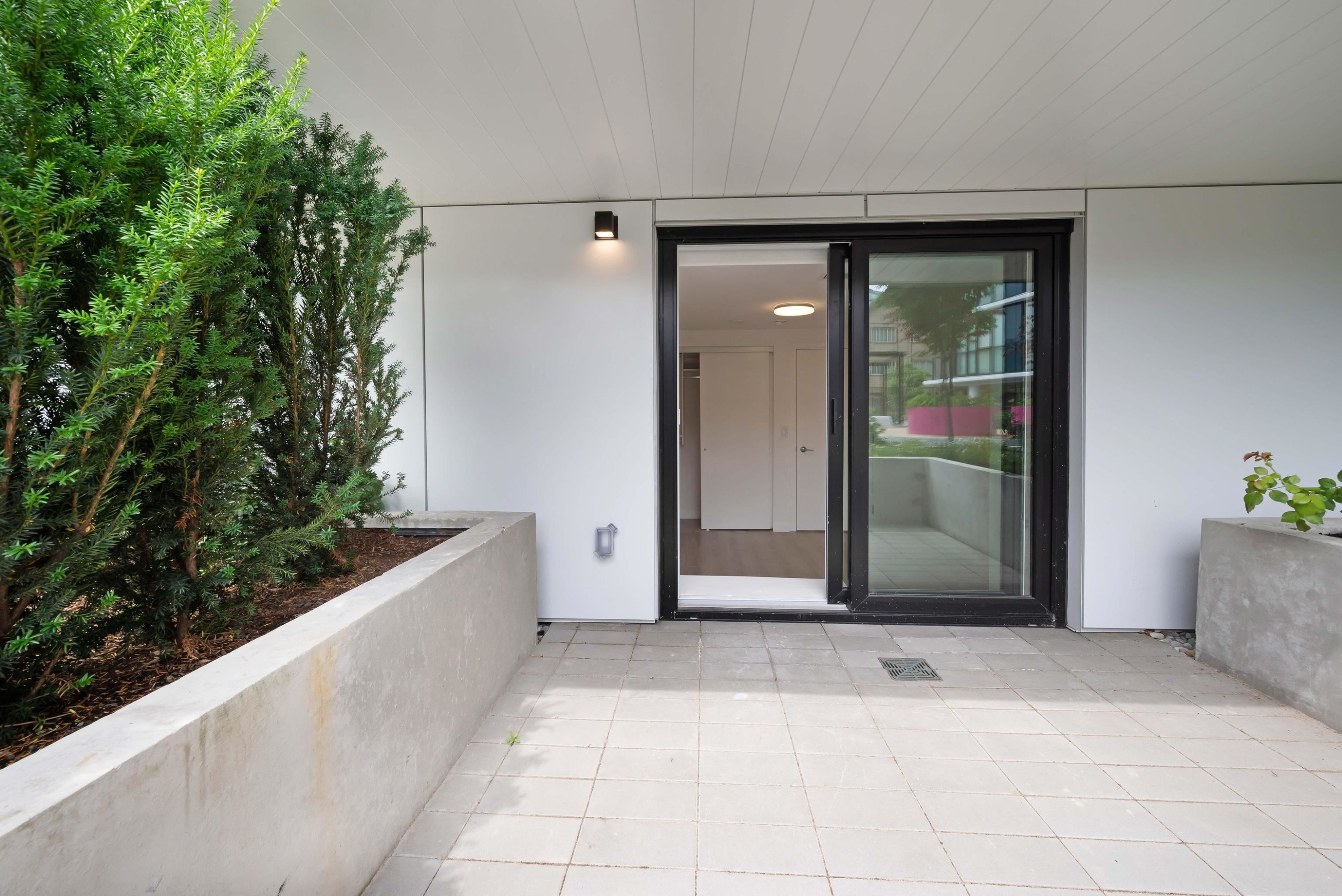 104-10333 133 Street, Surrey, BC