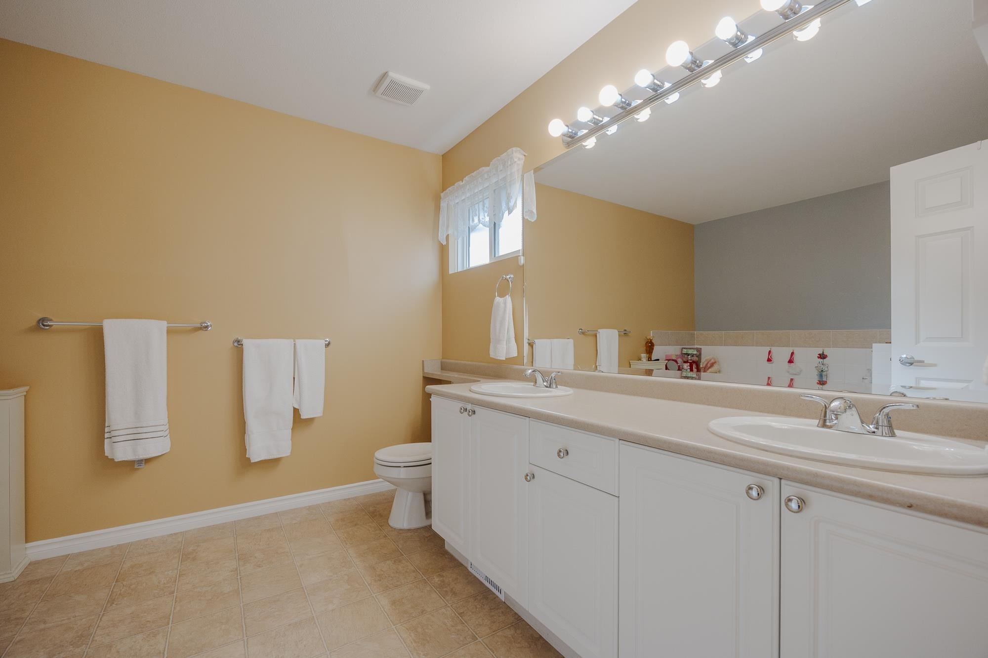 6615 205 Street, Langley, BC