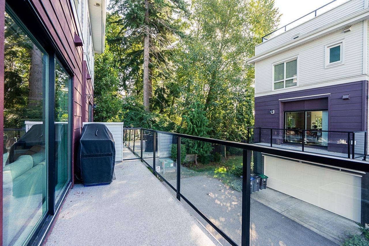 235-2218 Oak Meadows Drive, Surrey, BC