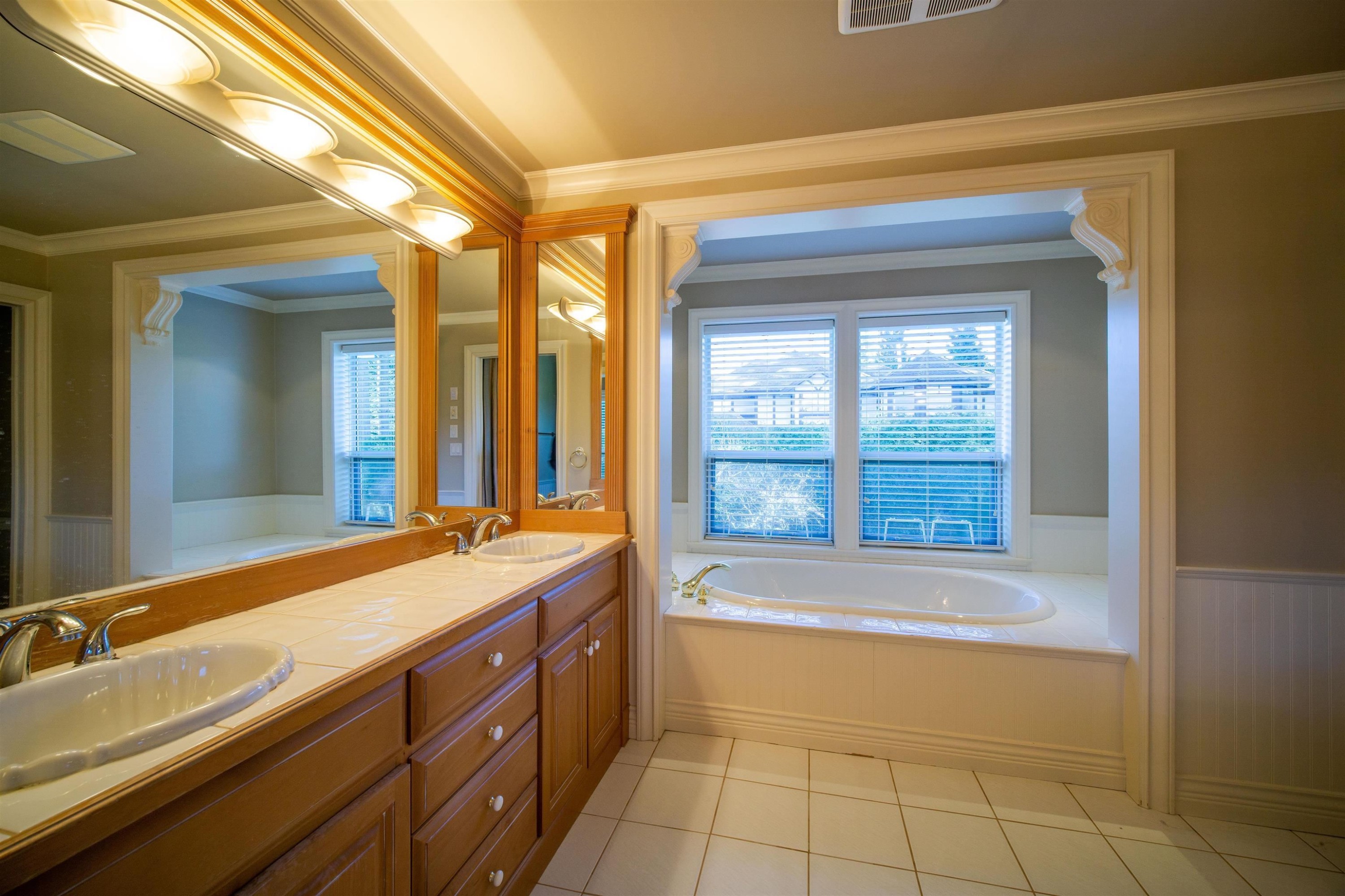 2530 138A Street, Surrey, BC