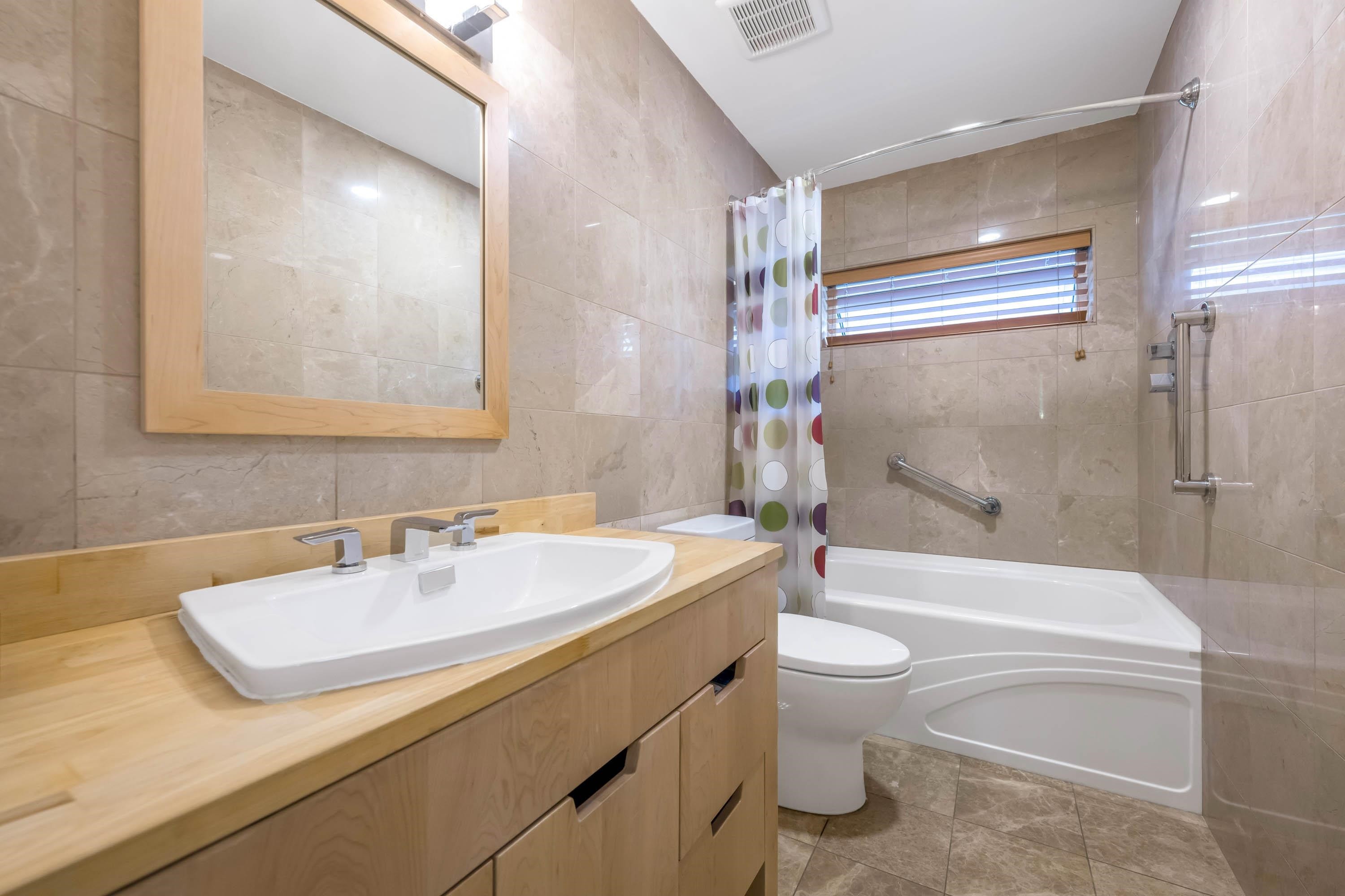 8-15055 20Th Avenue, Surrey, BC