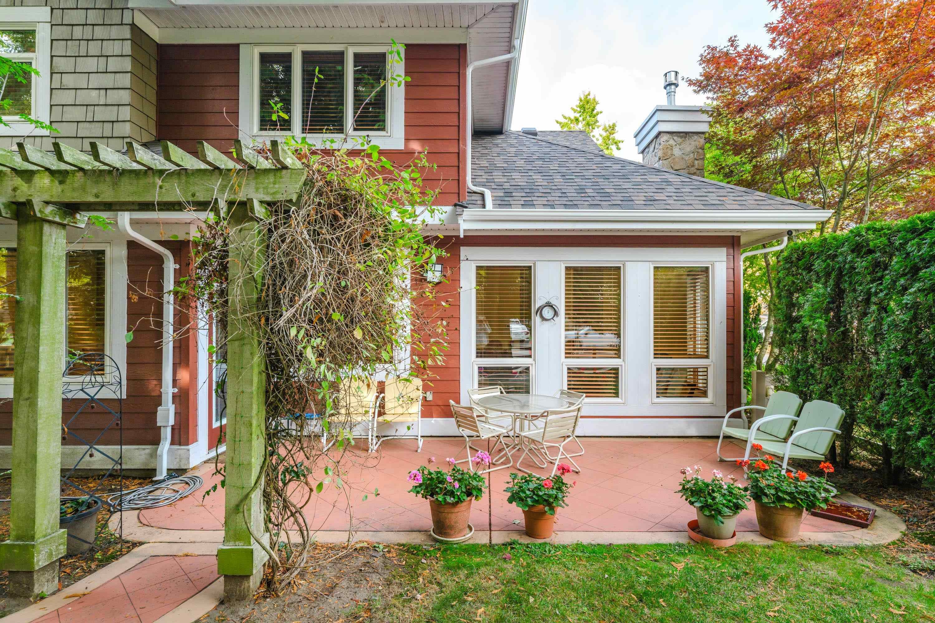 8-15055 20Th Avenue, Surrey, BC