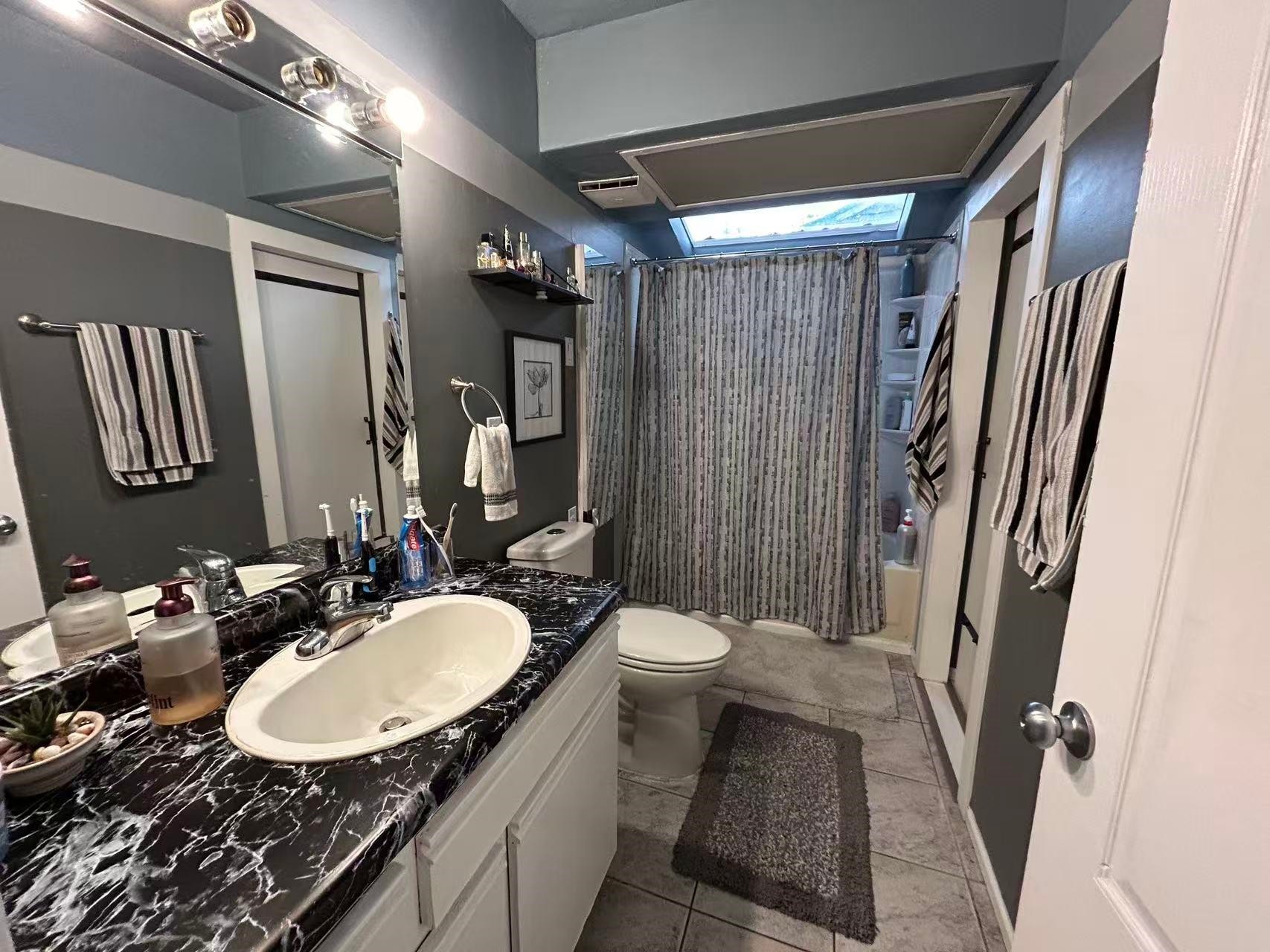 1381 Everall Street, White Rock, BC