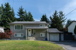 32354 14th Avenue Mission, BC V2V 2N7