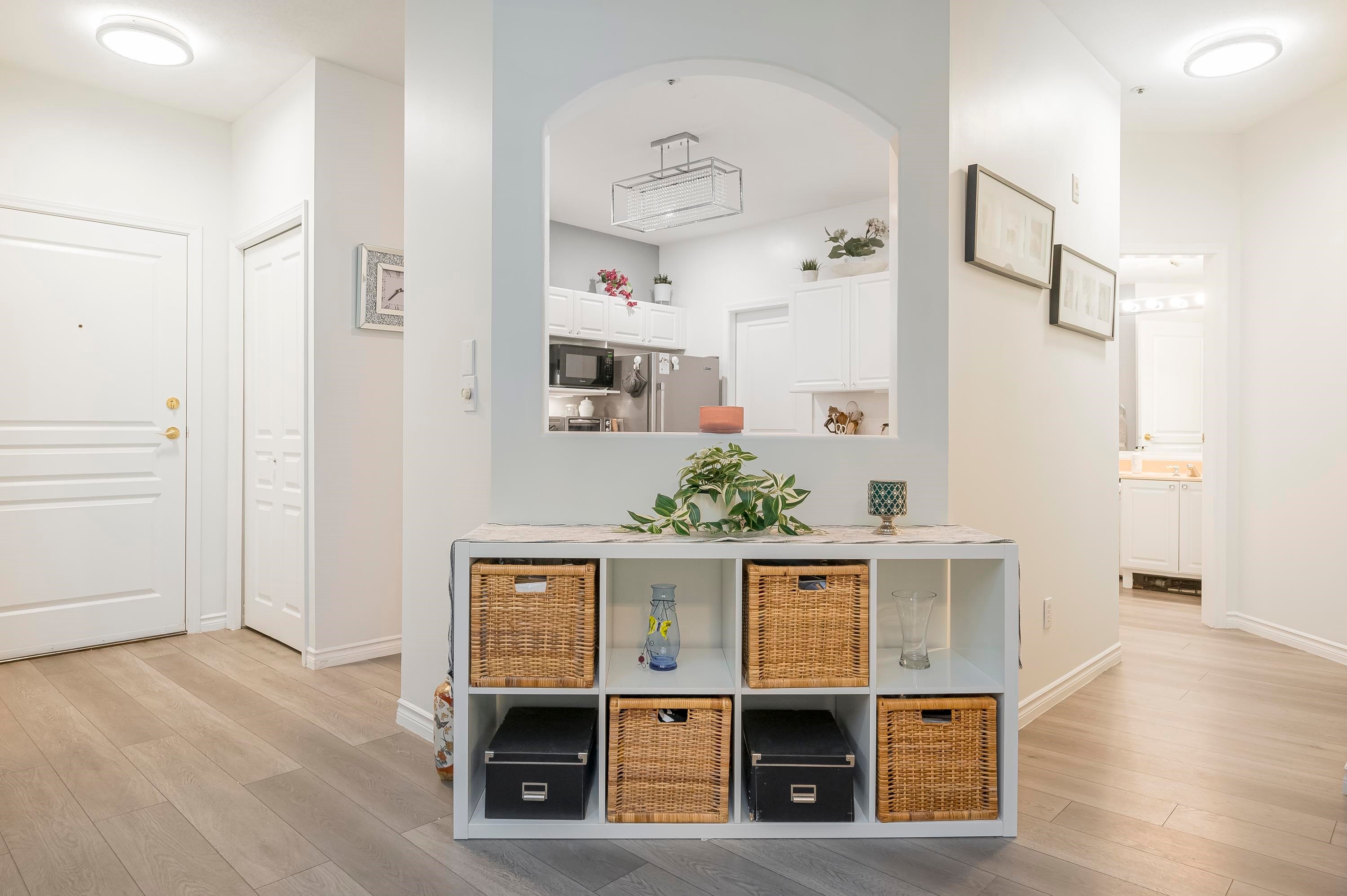 208-10320 156 Street, Surrey, BC