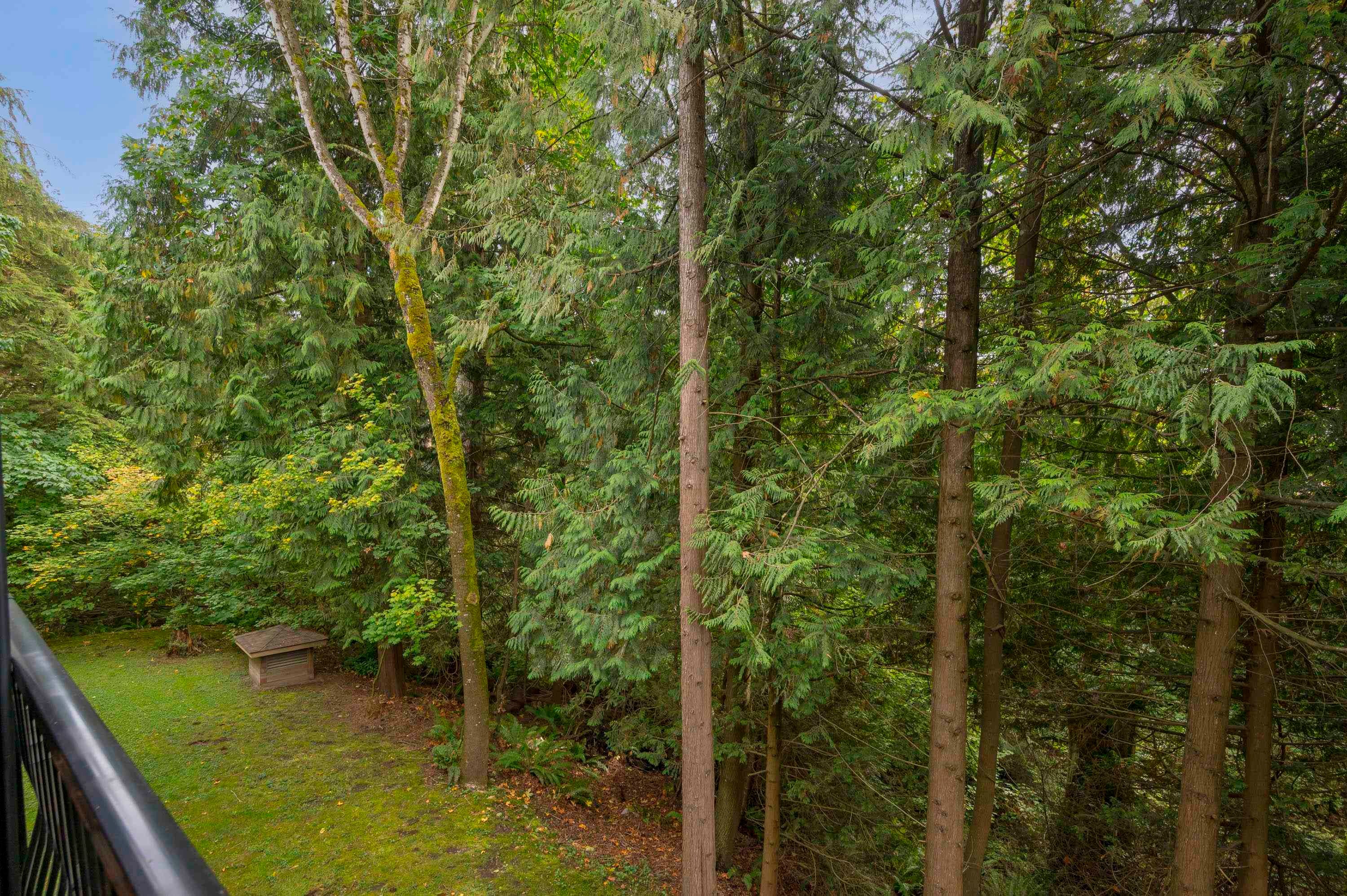 208-10320 156 Street, Surrey, BC