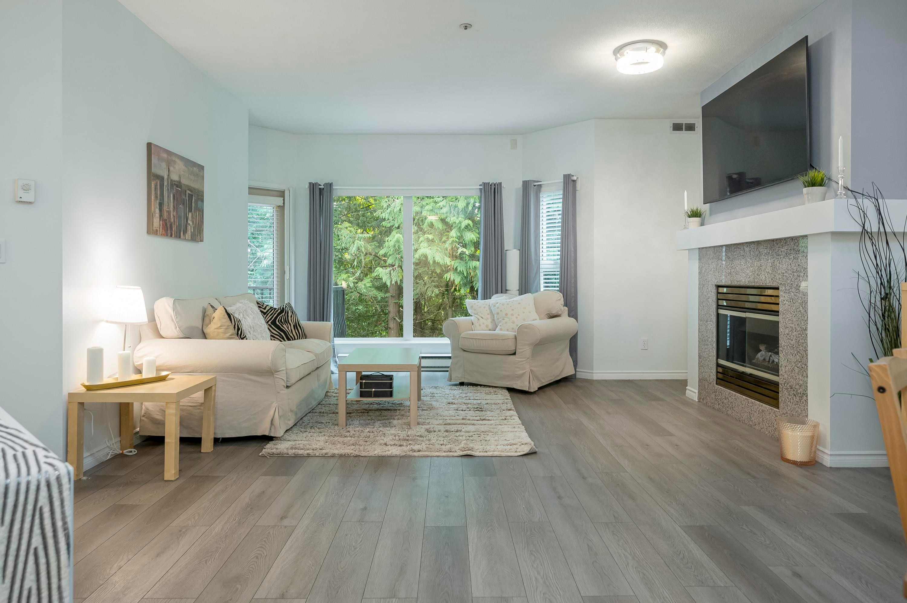 208-10320 156 Street, Surrey, BC