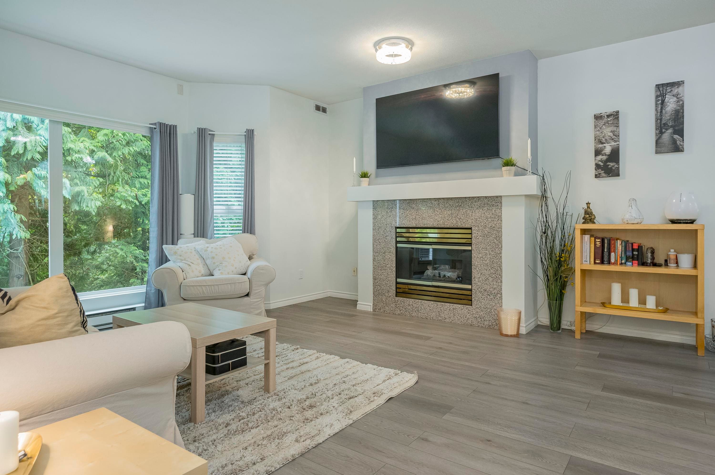 208-10320 156 Street, Surrey, BC