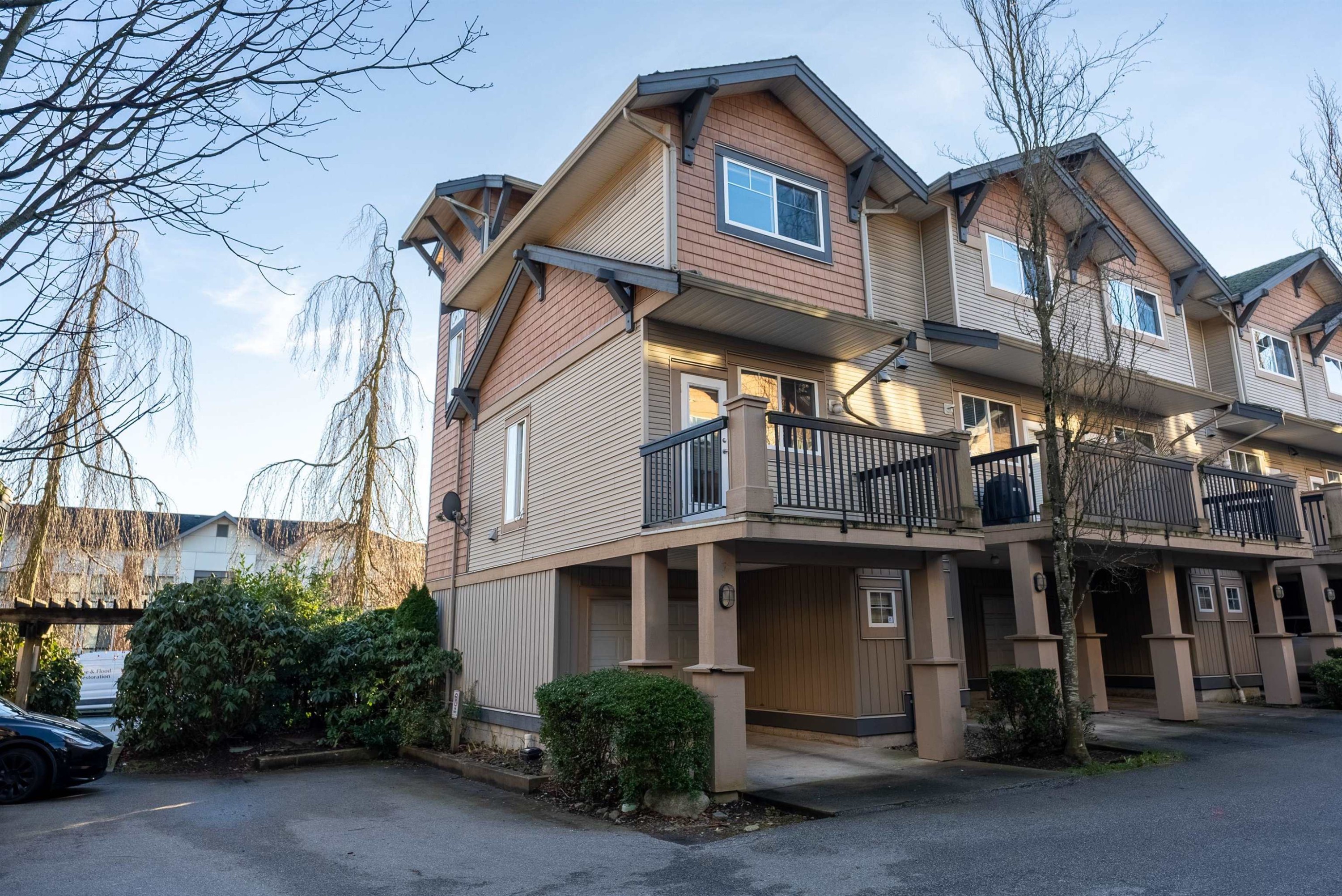 55-5839 Panorama Drive, Surrey, BC