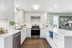 8442 Harms Street Mission, BC V2V 6G2