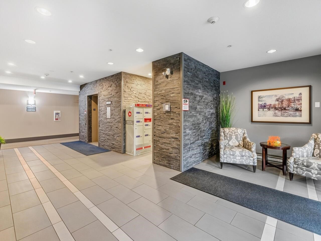 206-20062 Fraser Highway, Langley, BC