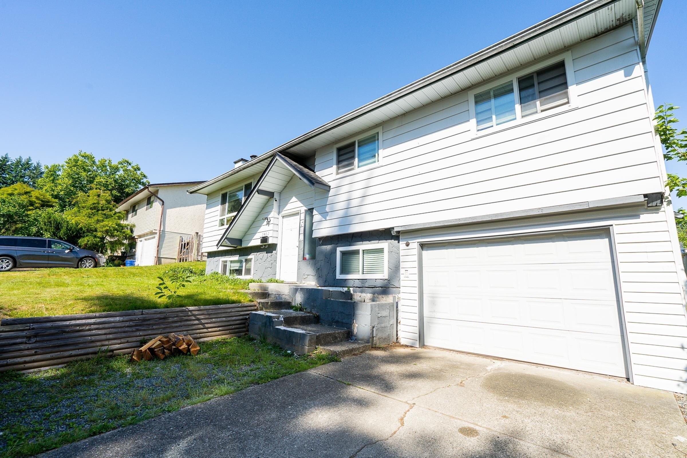 7902 Heron Street, Mission, BC