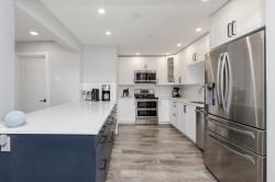 102-20894 57 Avenue Langley, BC V3A 8M7