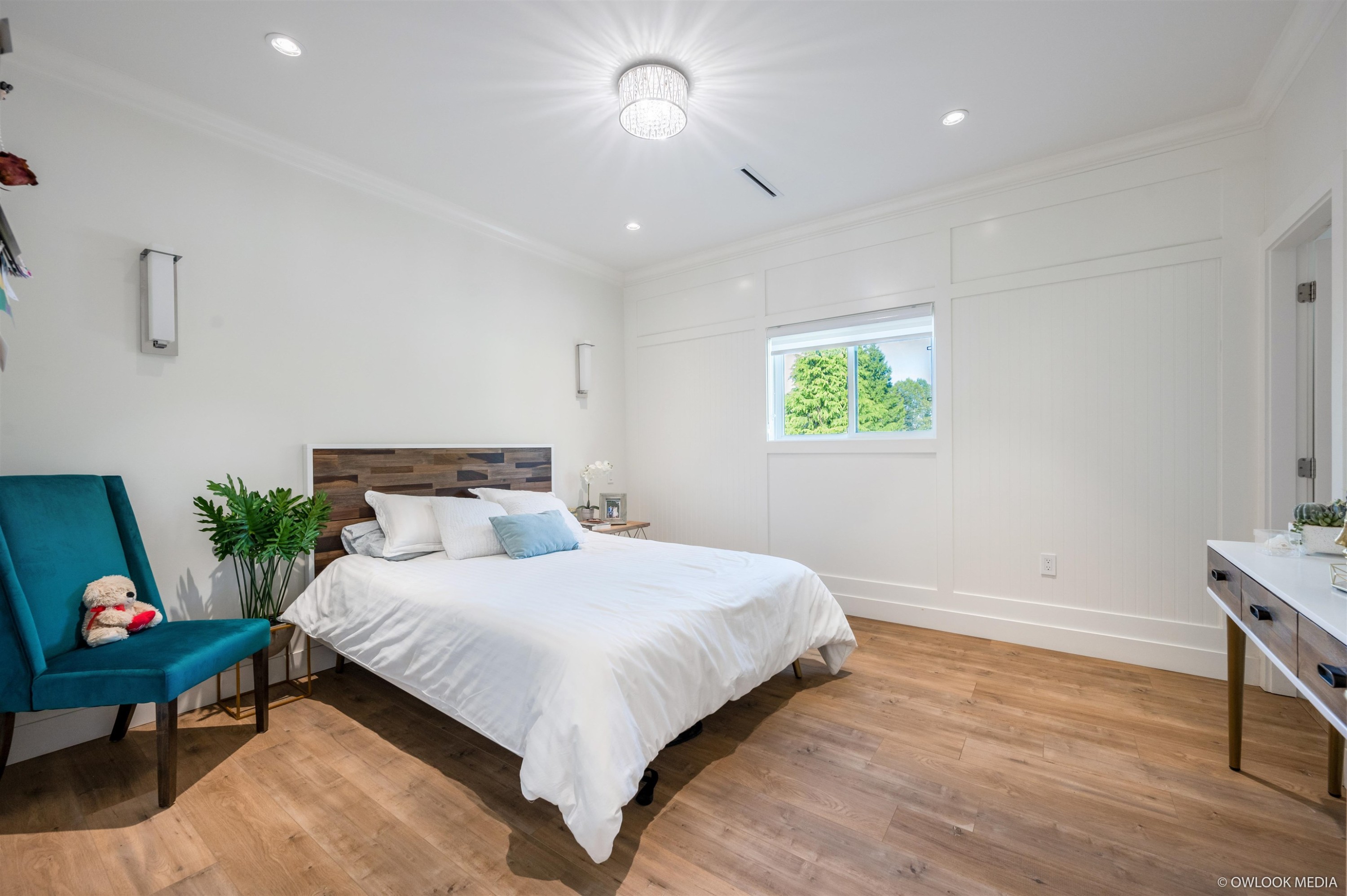 12901 92A Avenue, Surrey, BC