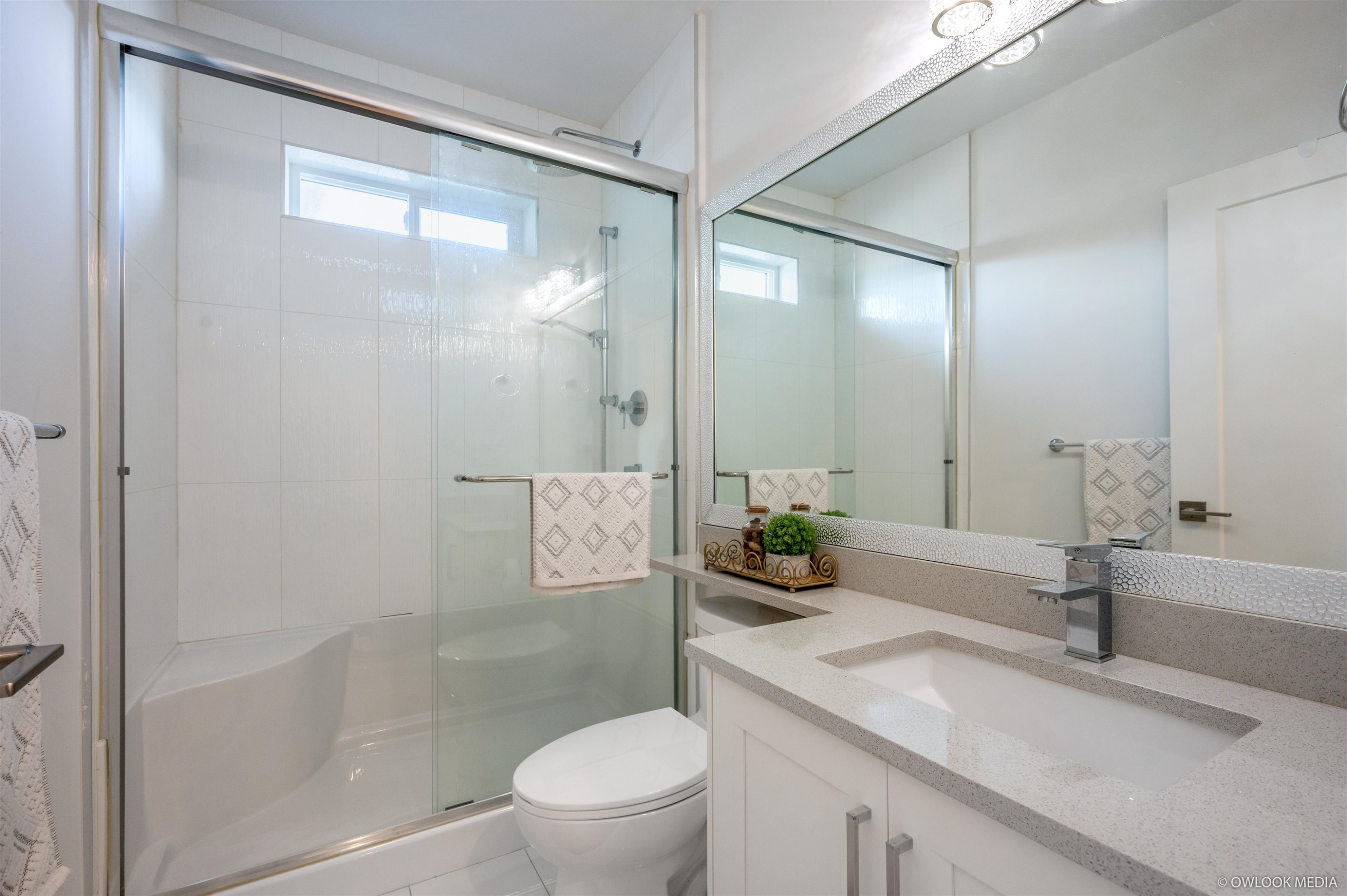 12901 92A Avenue, Surrey, BC