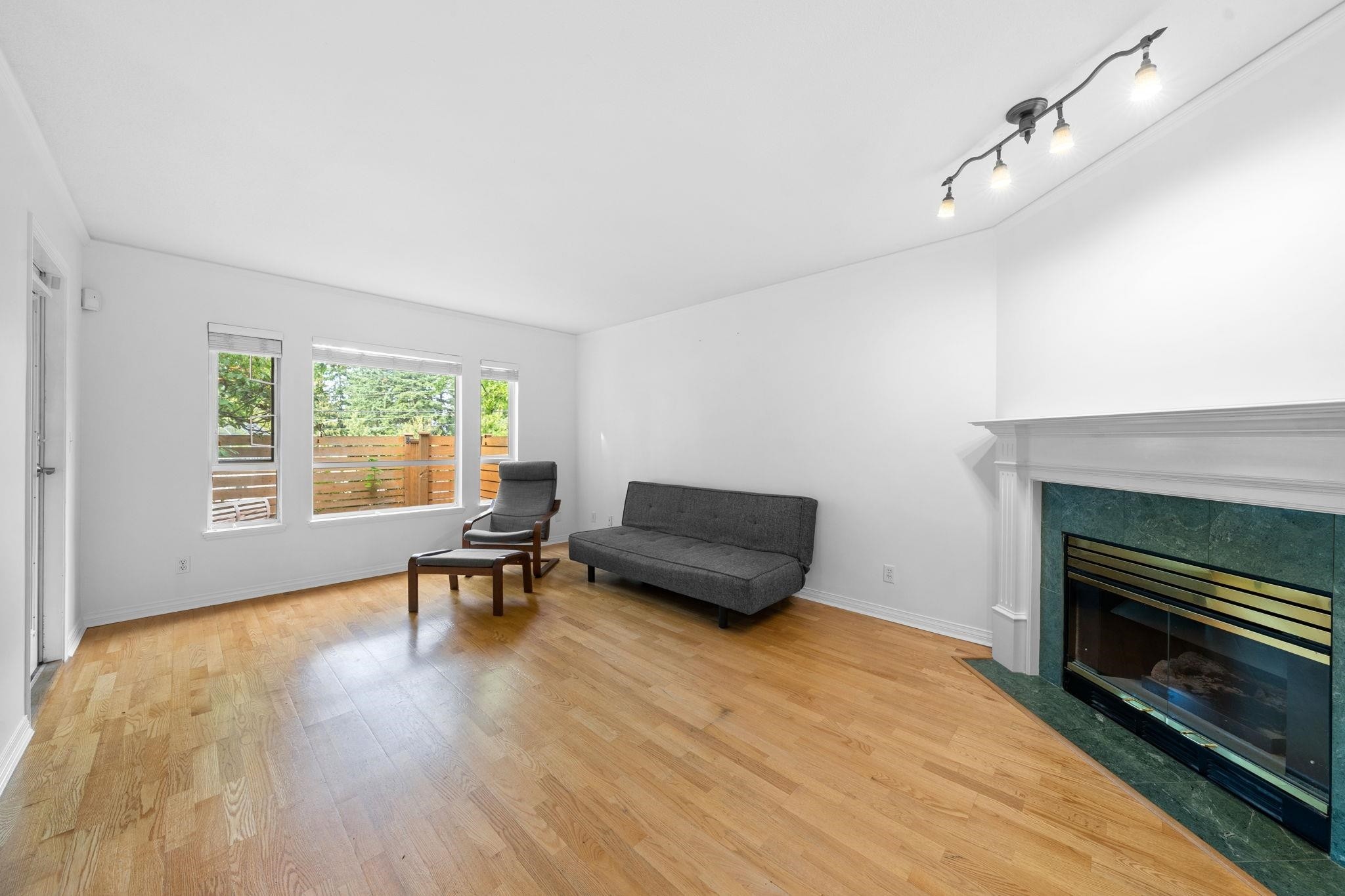 113-15550 26 Avenue, Surrey, BC