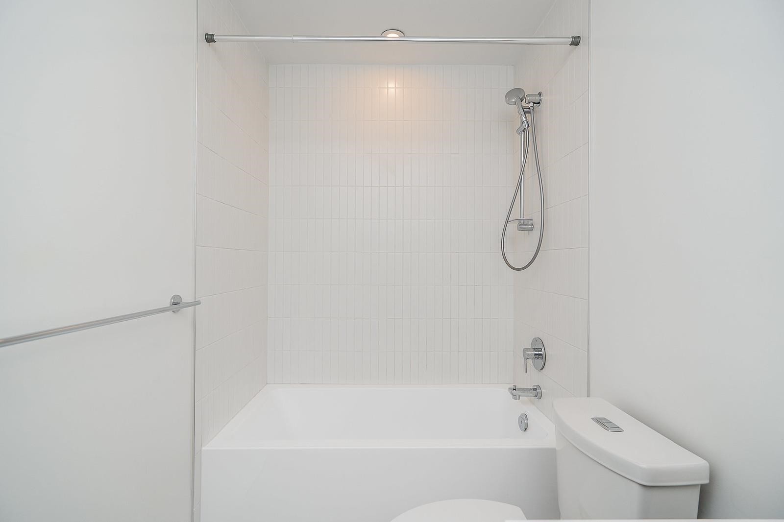 406-20695 Eastleigh Crescent, Langley, BC