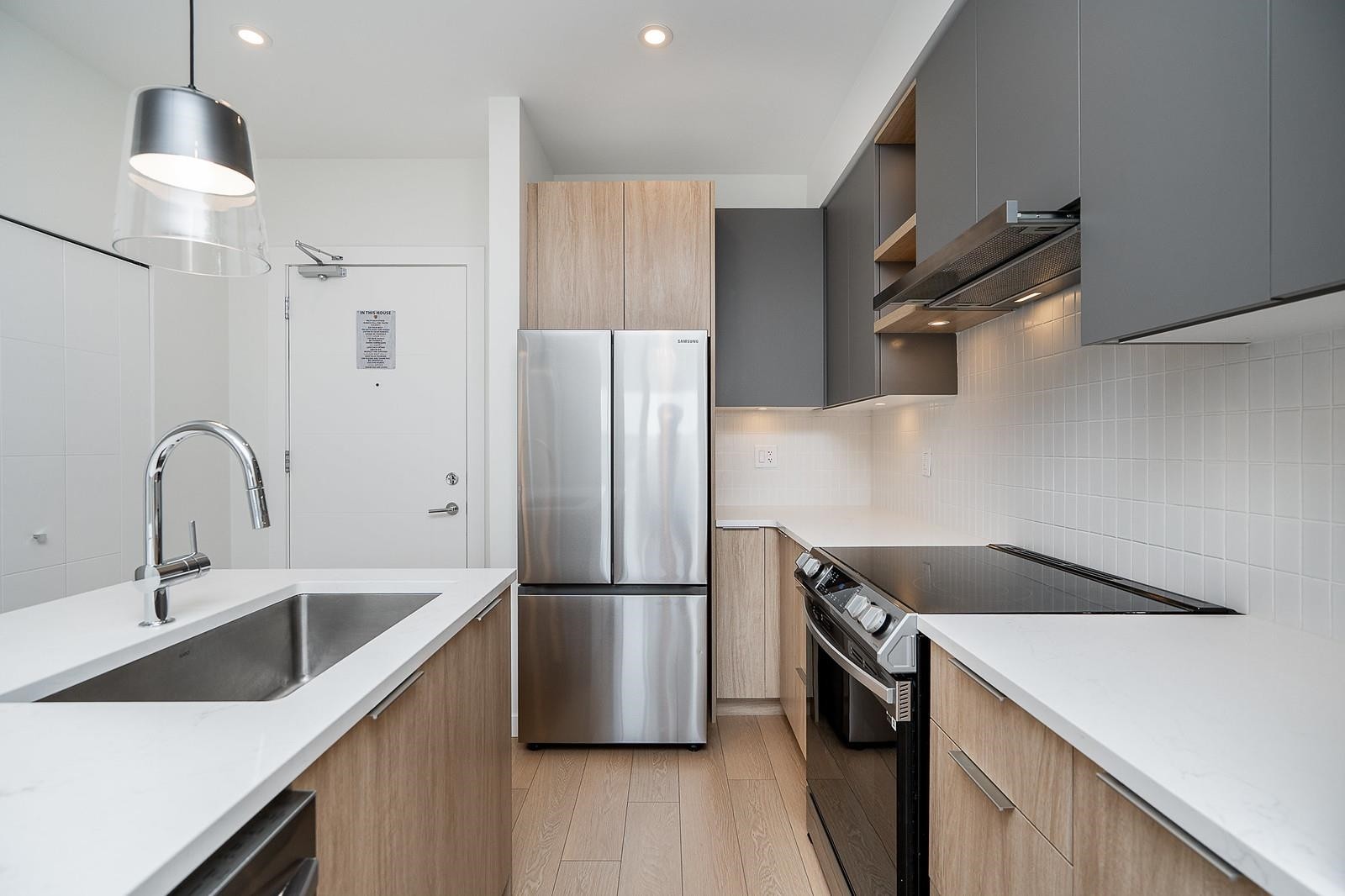 406-20695 Eastleigh Crescent, Langley, BC