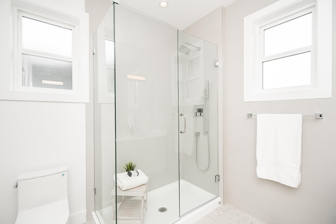 1938 167A Street, Surrey, BC