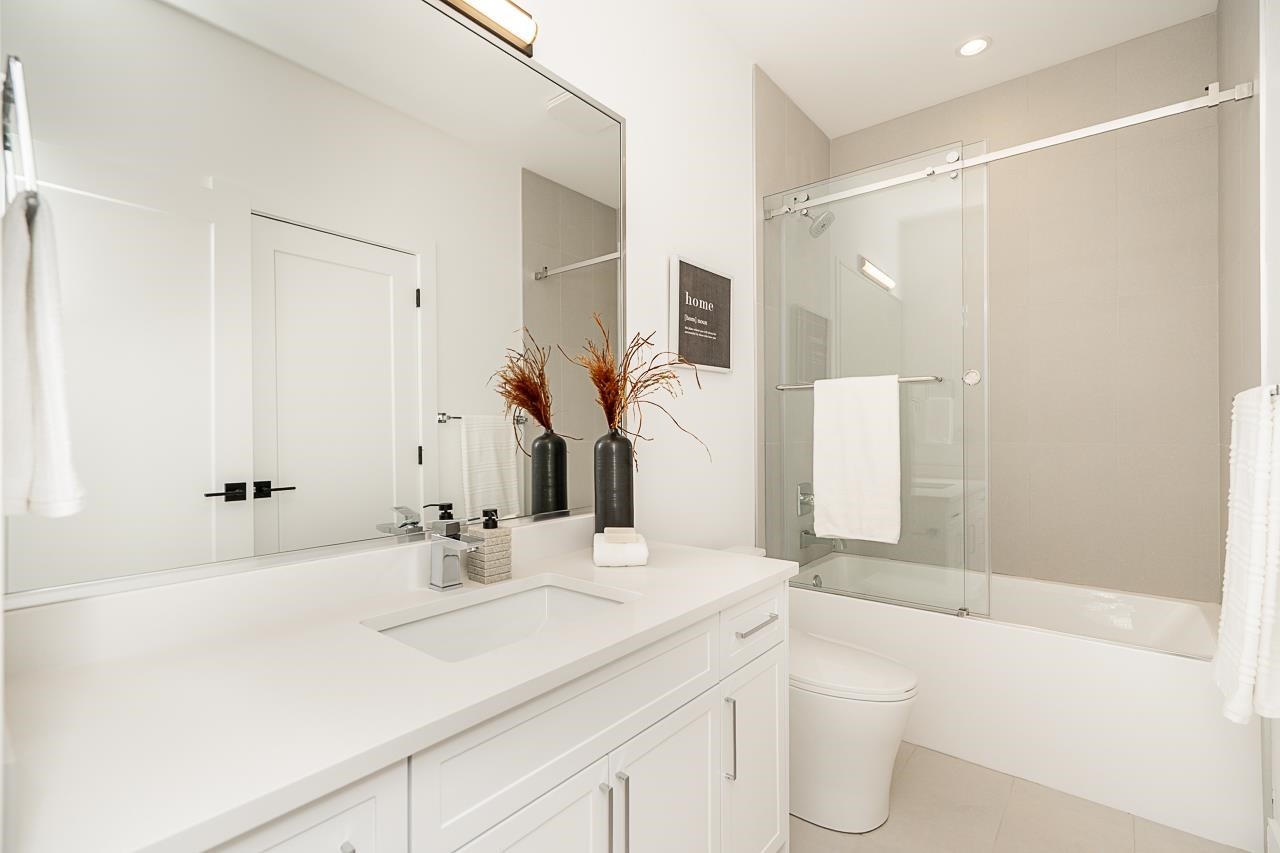 1938 167A Street, Surrey, BC