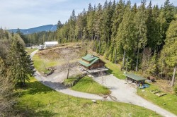 12585 Ainsworth Street Mission, BC V2V 5X4