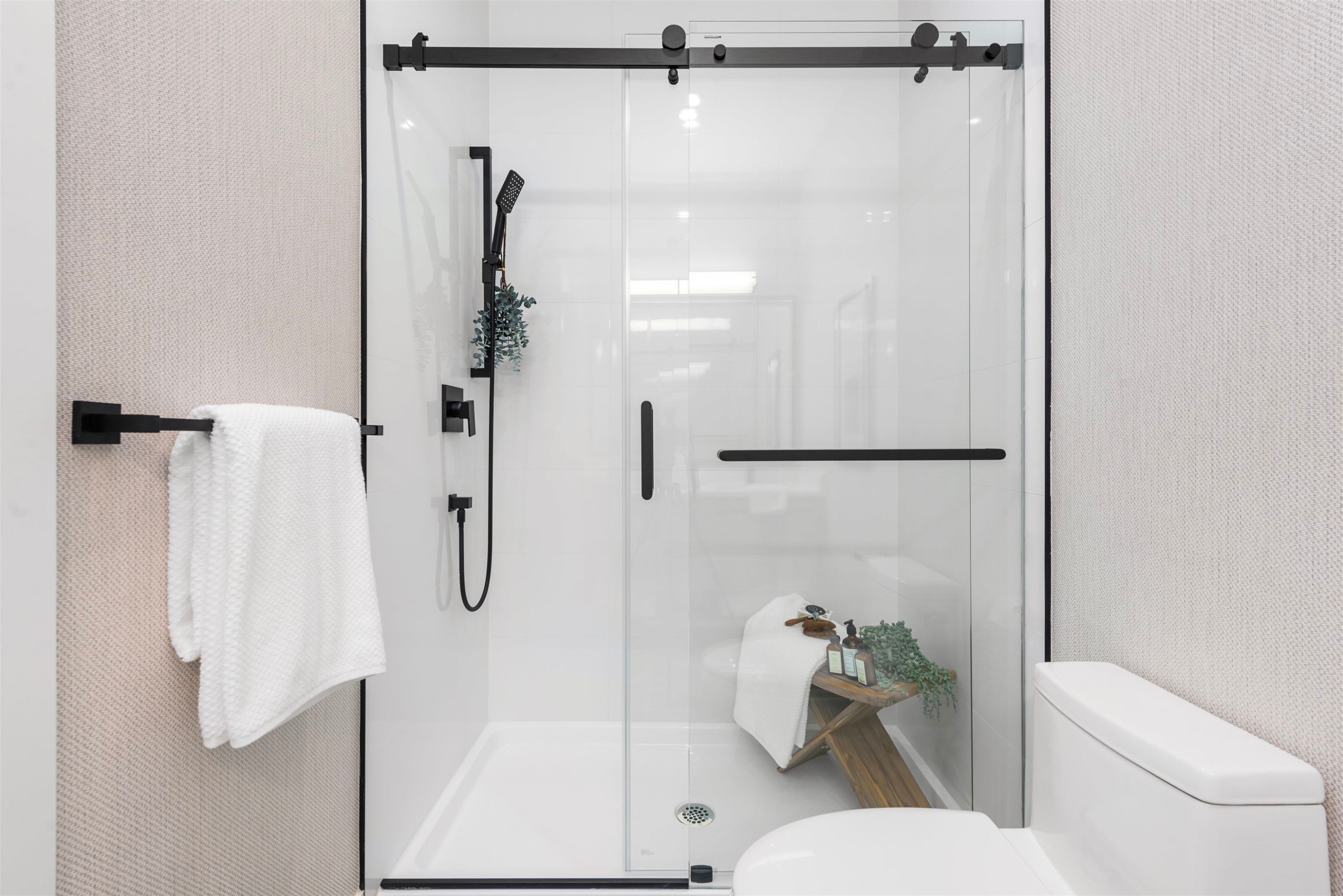 7-19330 Fairway Drive, Surrey, BC