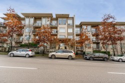 215-13468 King George Boulevard Surrey, BC V3T 0H5