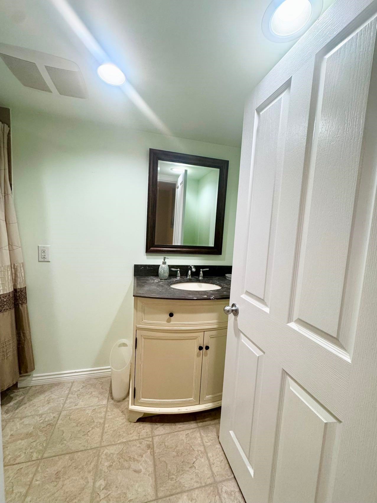 169Xx 78A Avenue, Surrey, BC