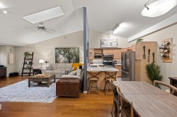 402-19721 64 Avenue Langley, BC V2Y 1L1