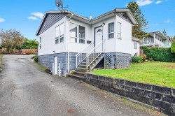 10846 129 Street Street Surrey, BC V3T 3H8