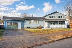 6055 172 Street Surrey, BC V3S 4Y2