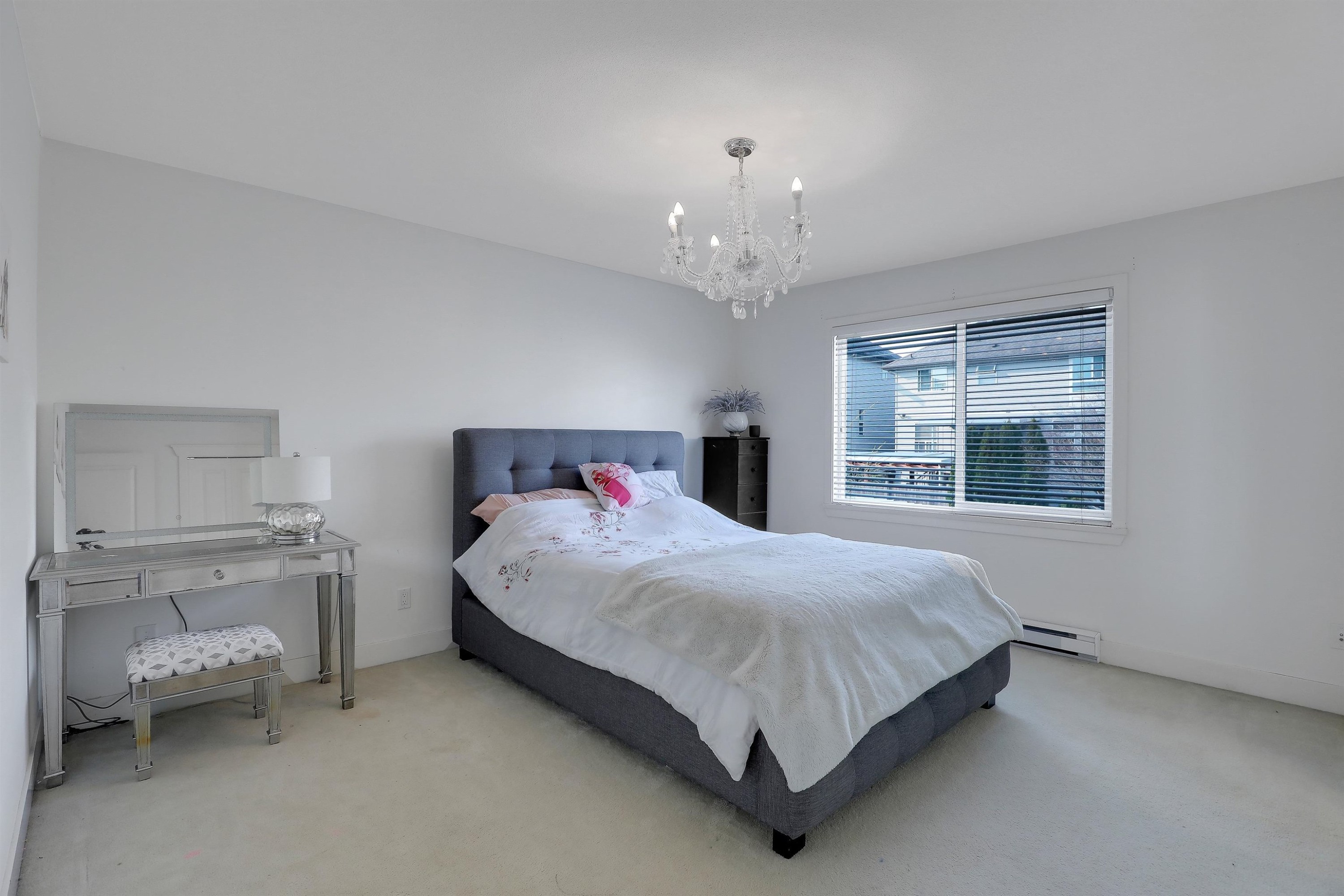 16515 60 Avenue, Surrey, BC