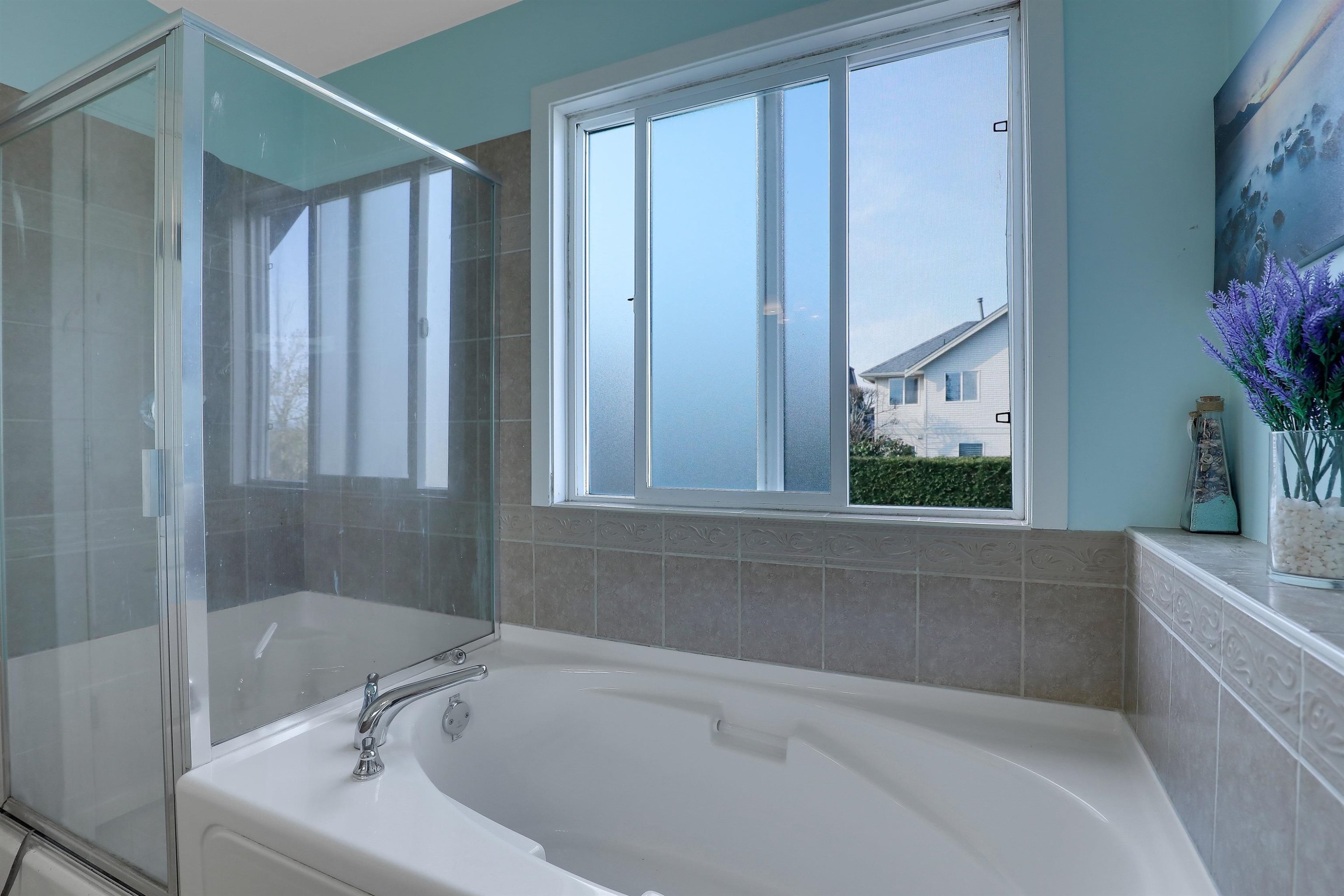 16515 60 Avenue, Surrey, BC