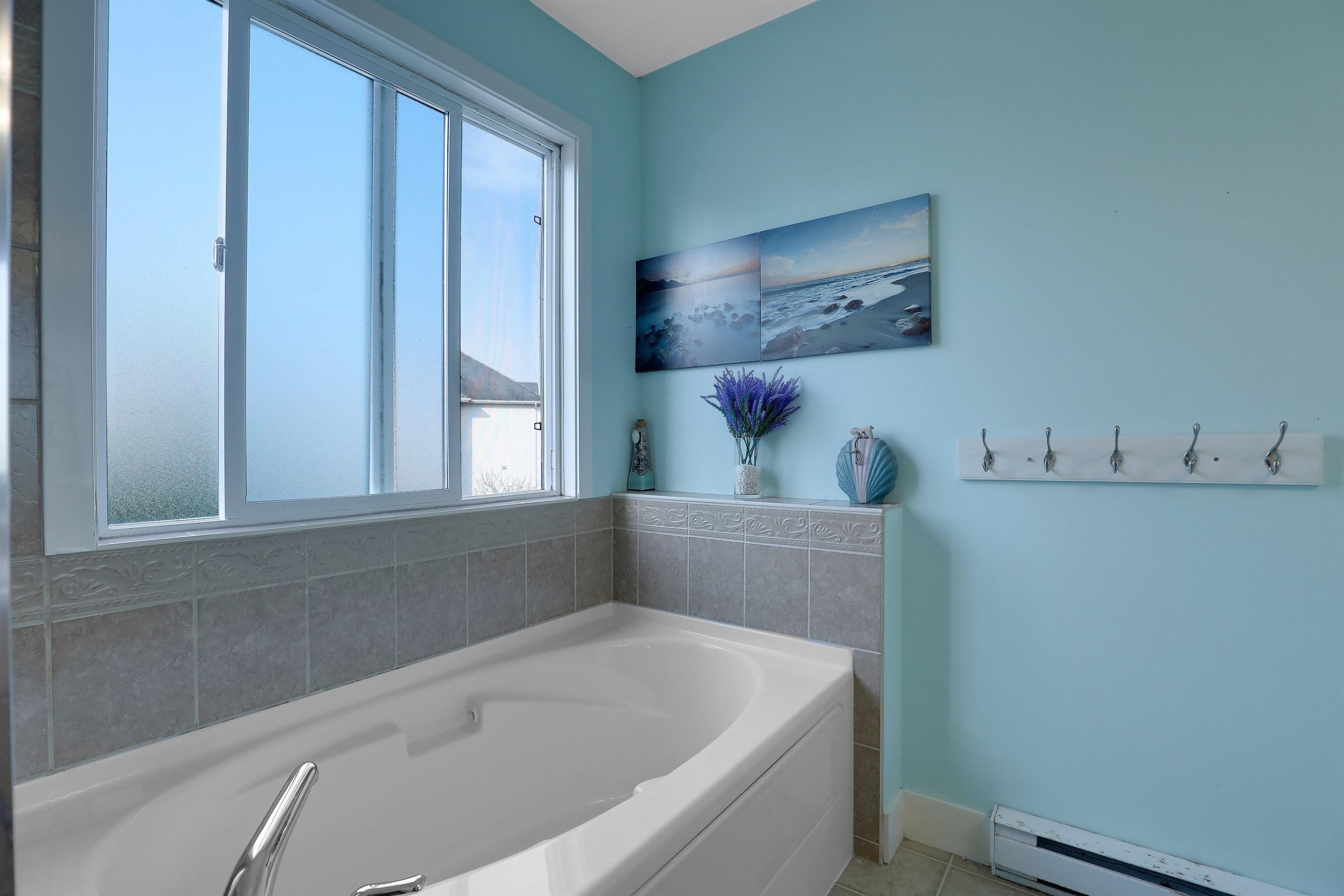 16515 60 Avenue, Surrey, BC