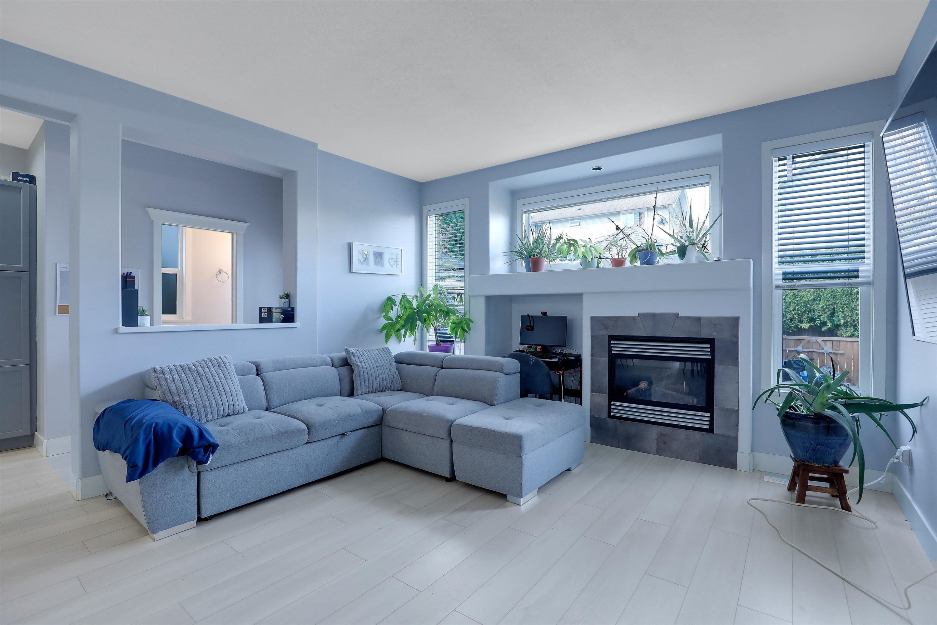 16515 60 Avenue, Surrey, BC