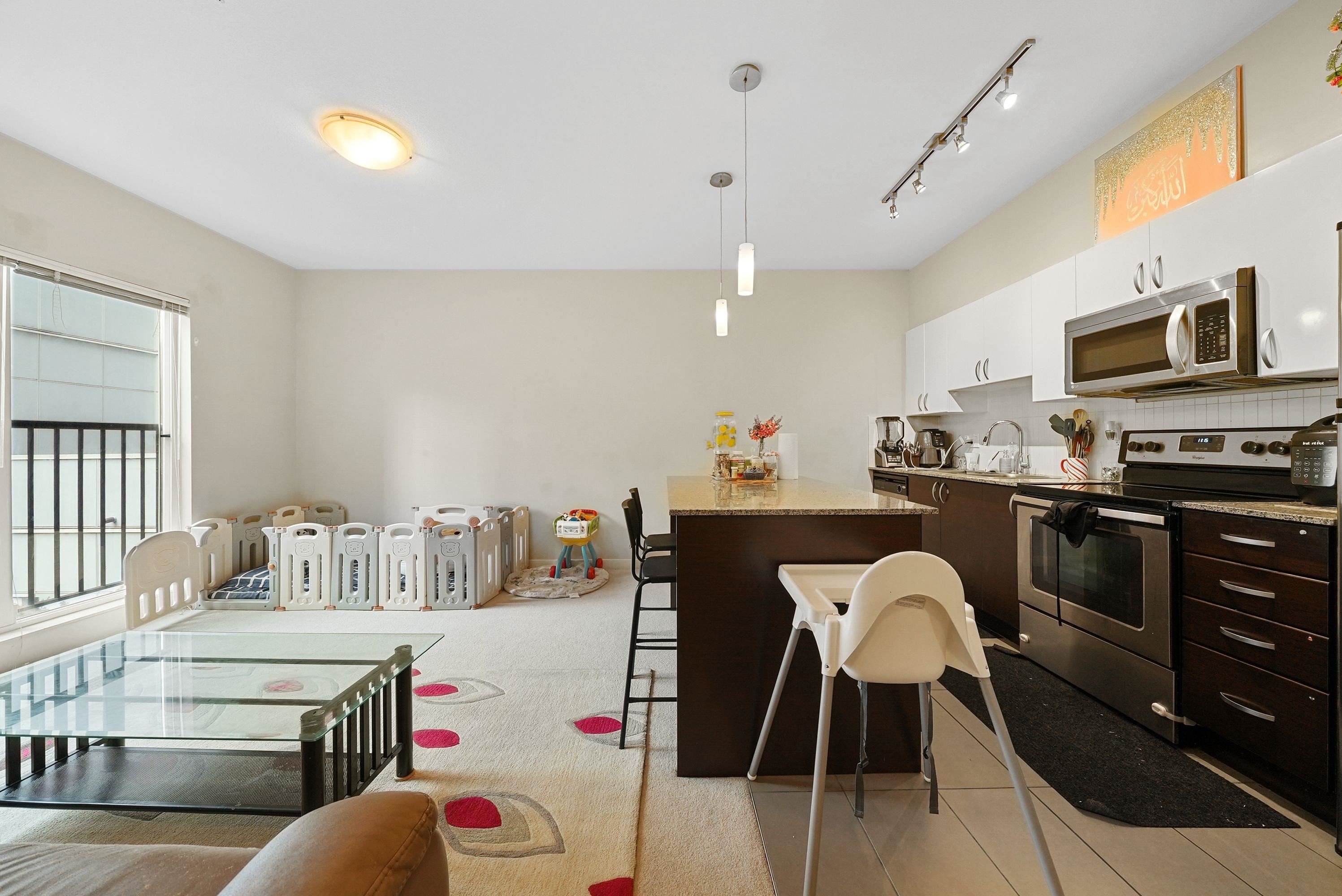 210-13728 108 Avenue, Surrey, BC