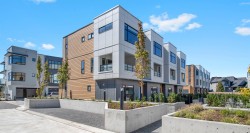 18-177 175a Street Surrey, BC V0V 0V0