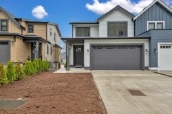 33980 Barker Court Mission, BC V2V 6B2