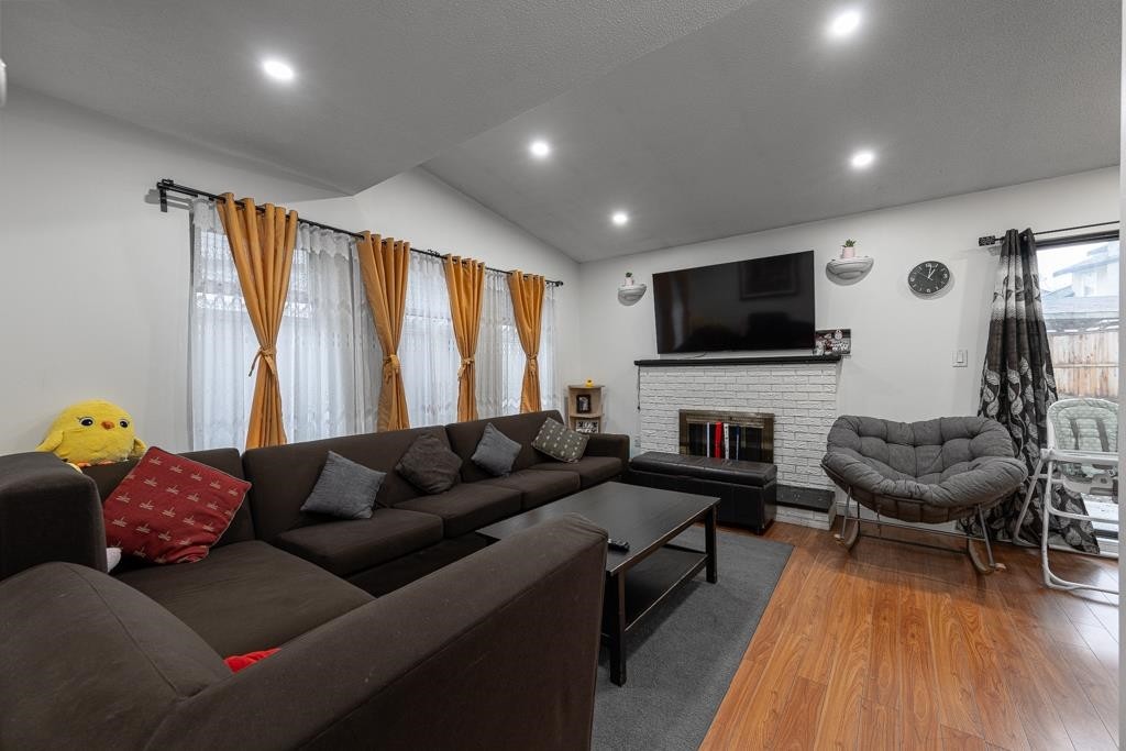 7366 128A Street, Surrey, BC