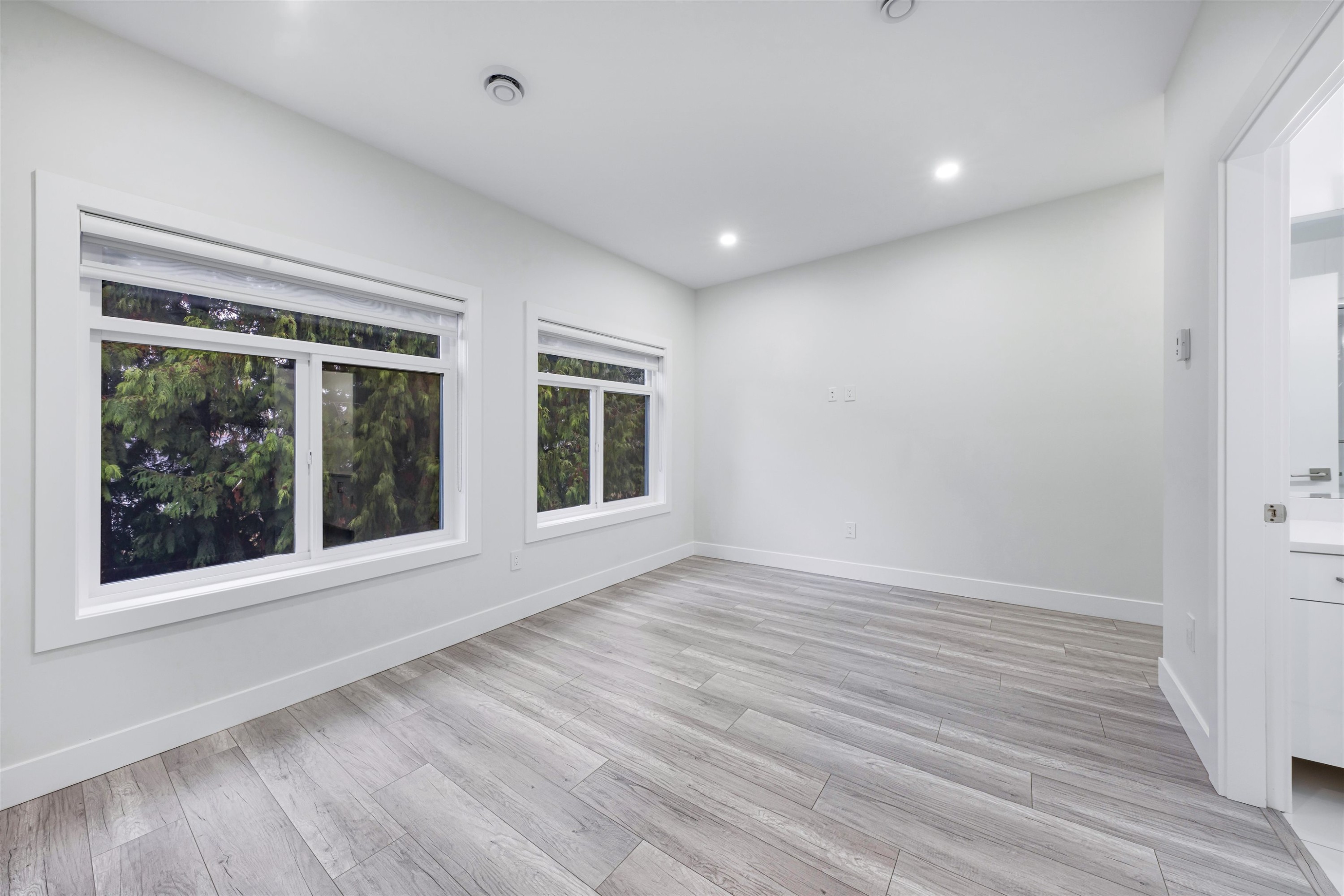 8665 154A Street, Surrey, BC